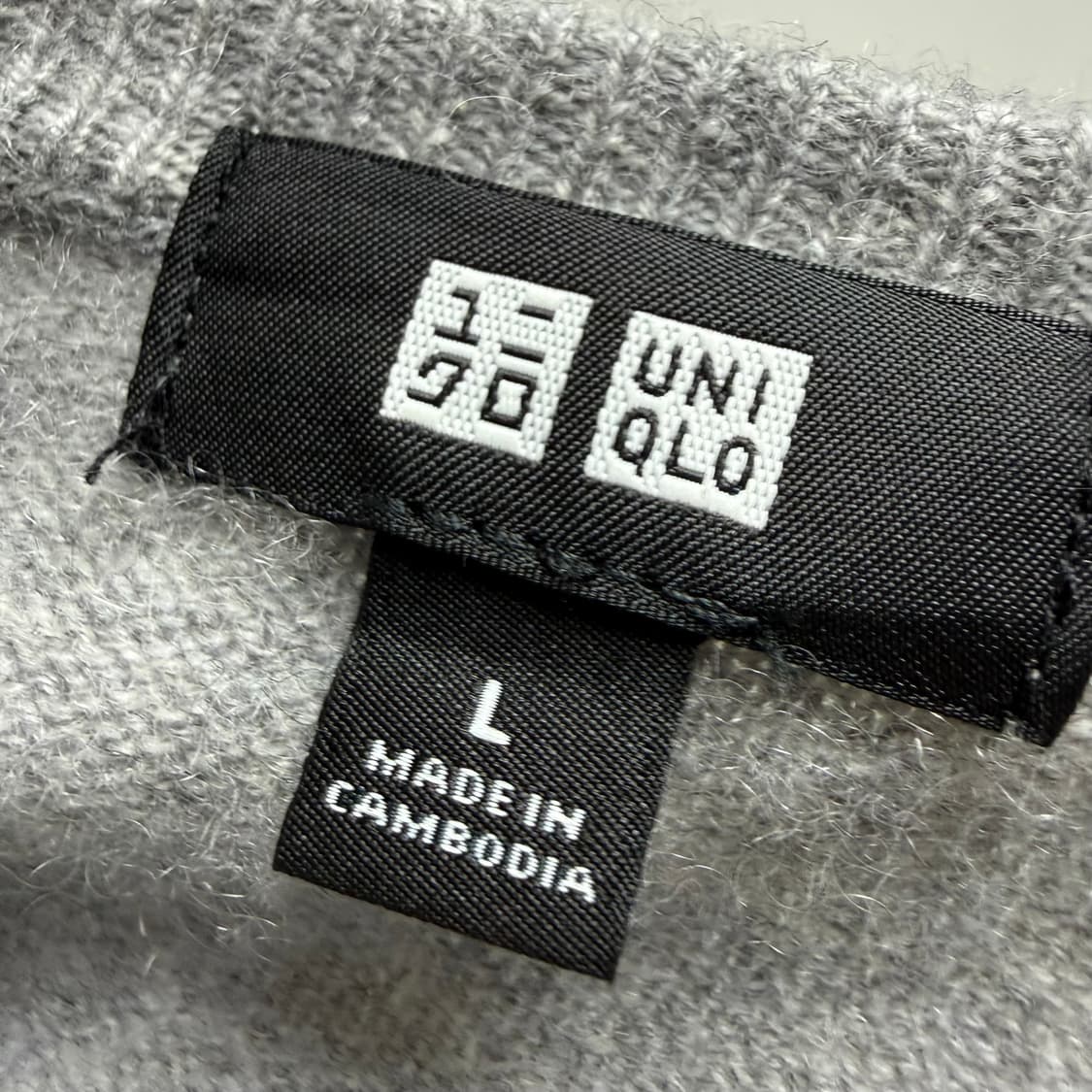 [캐시미어 100%] 유니클로 그레이 브이넥 니트 L 상품이미지4