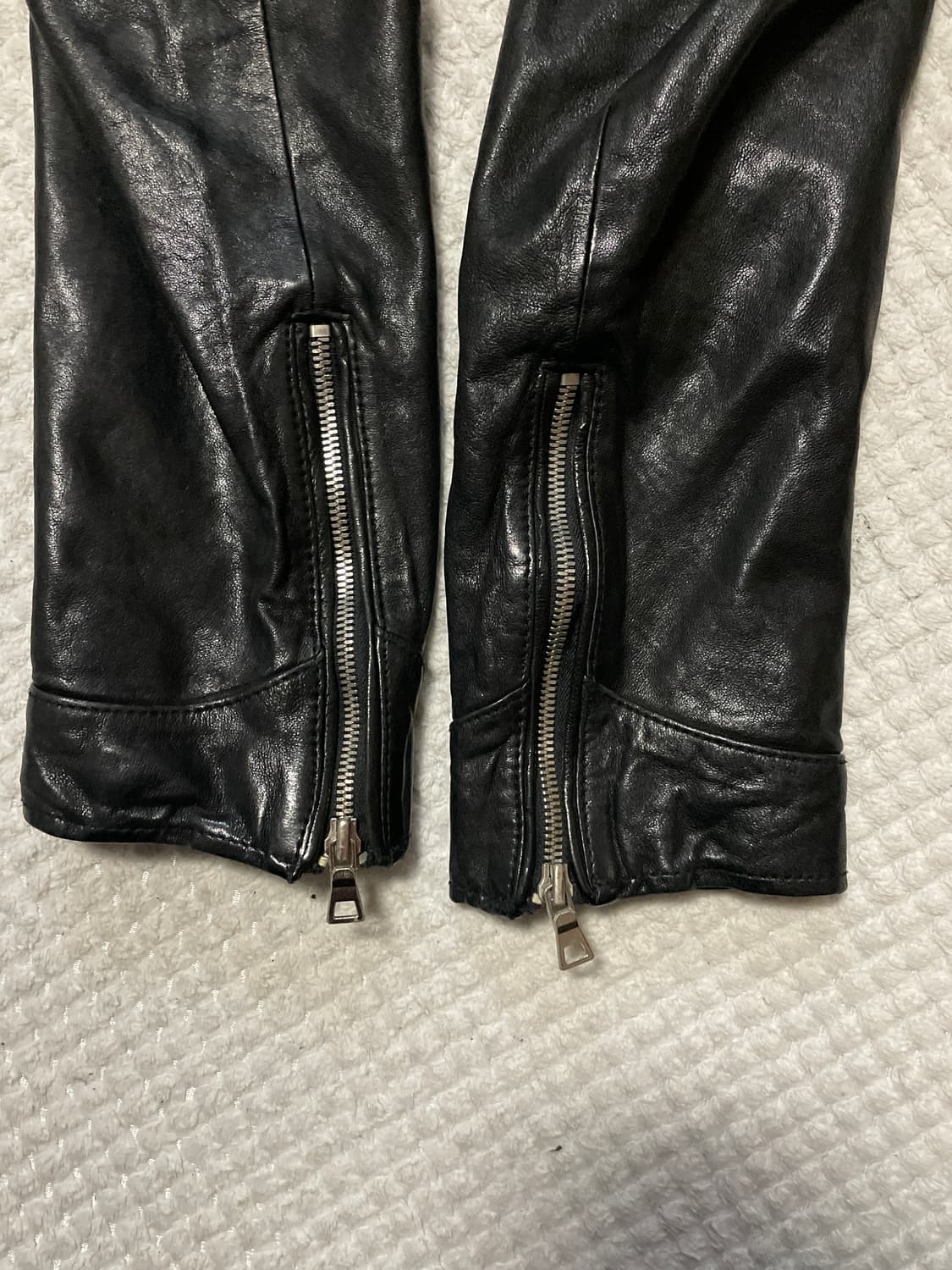 광희시장 웨스턴 무드 램스킨 양가죽 절개 레더 자켓 상품이미지7