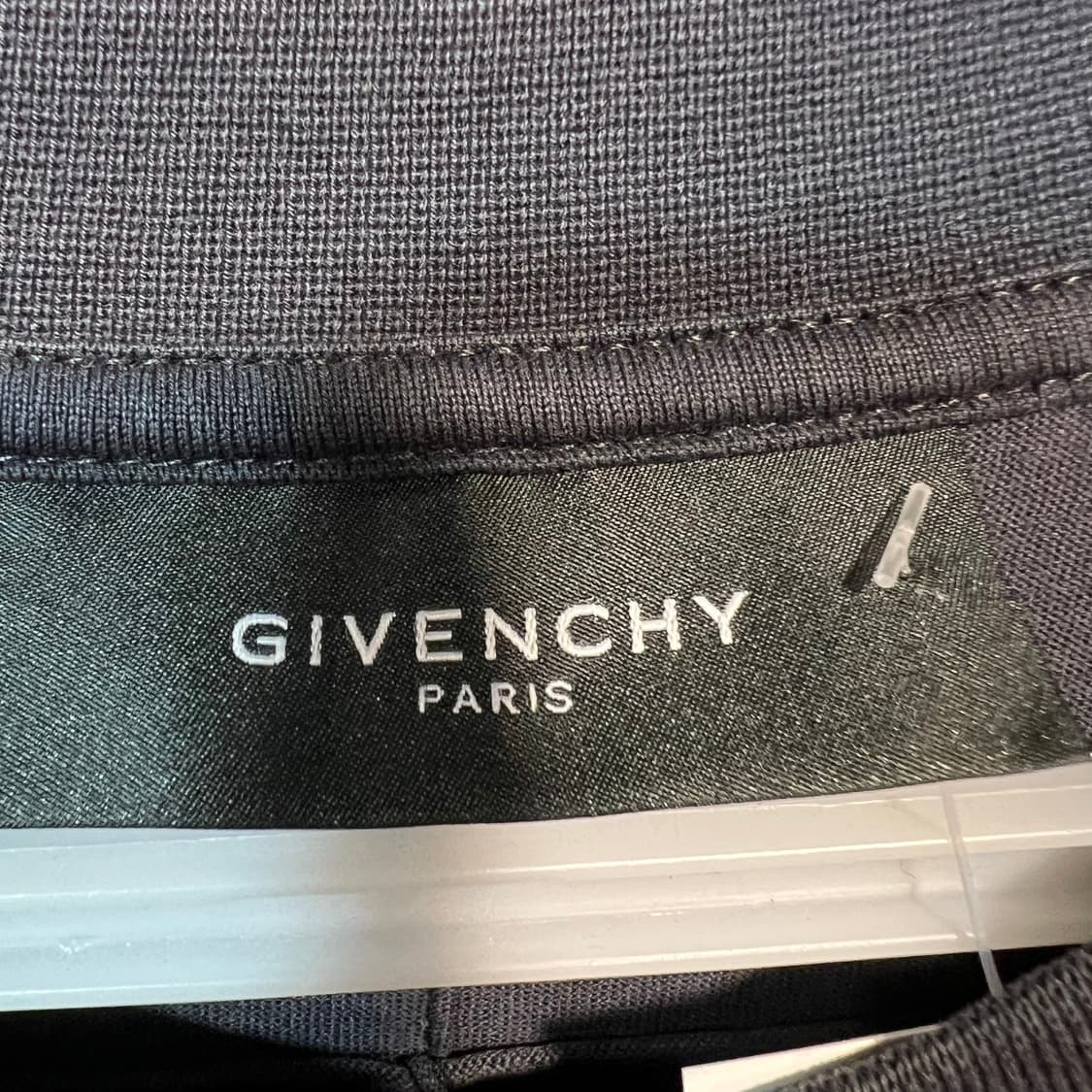 [S] GIVENCHY 지방시 로트와일러 반팔 티셔츠 블랙 상품이미지4