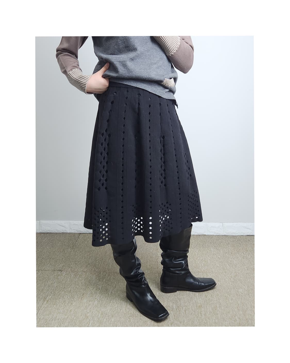 (오즈세컨)니트 펀칭 스커트 상품이미지1