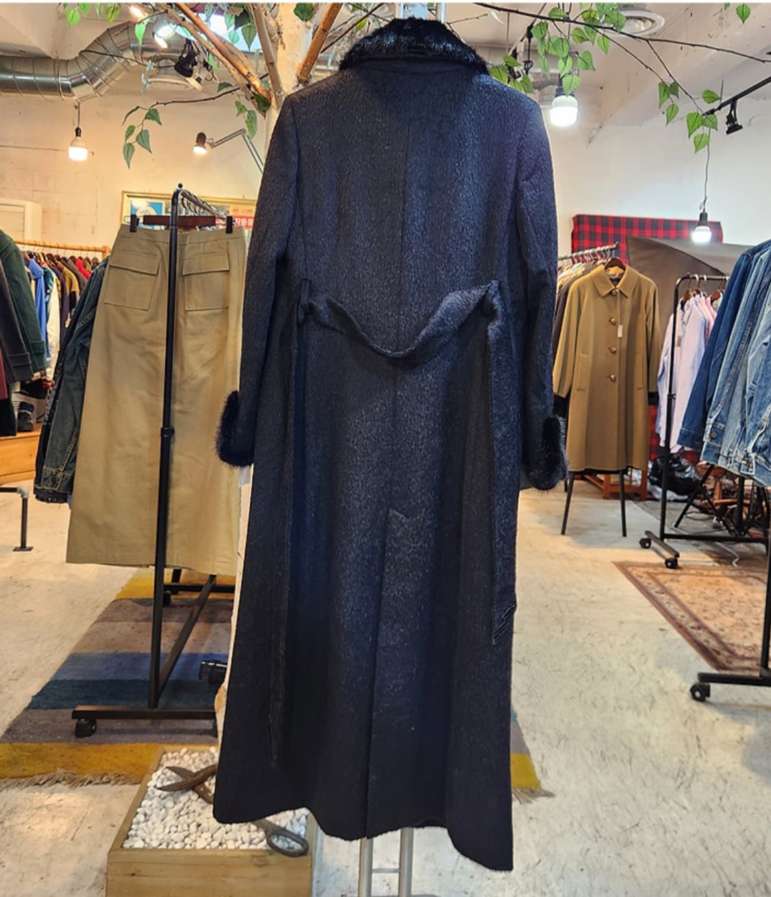 DElBA milano 알파카 울 블렌드 리얼 밍크 퍼 블랙 롱 코트 상품이미지7