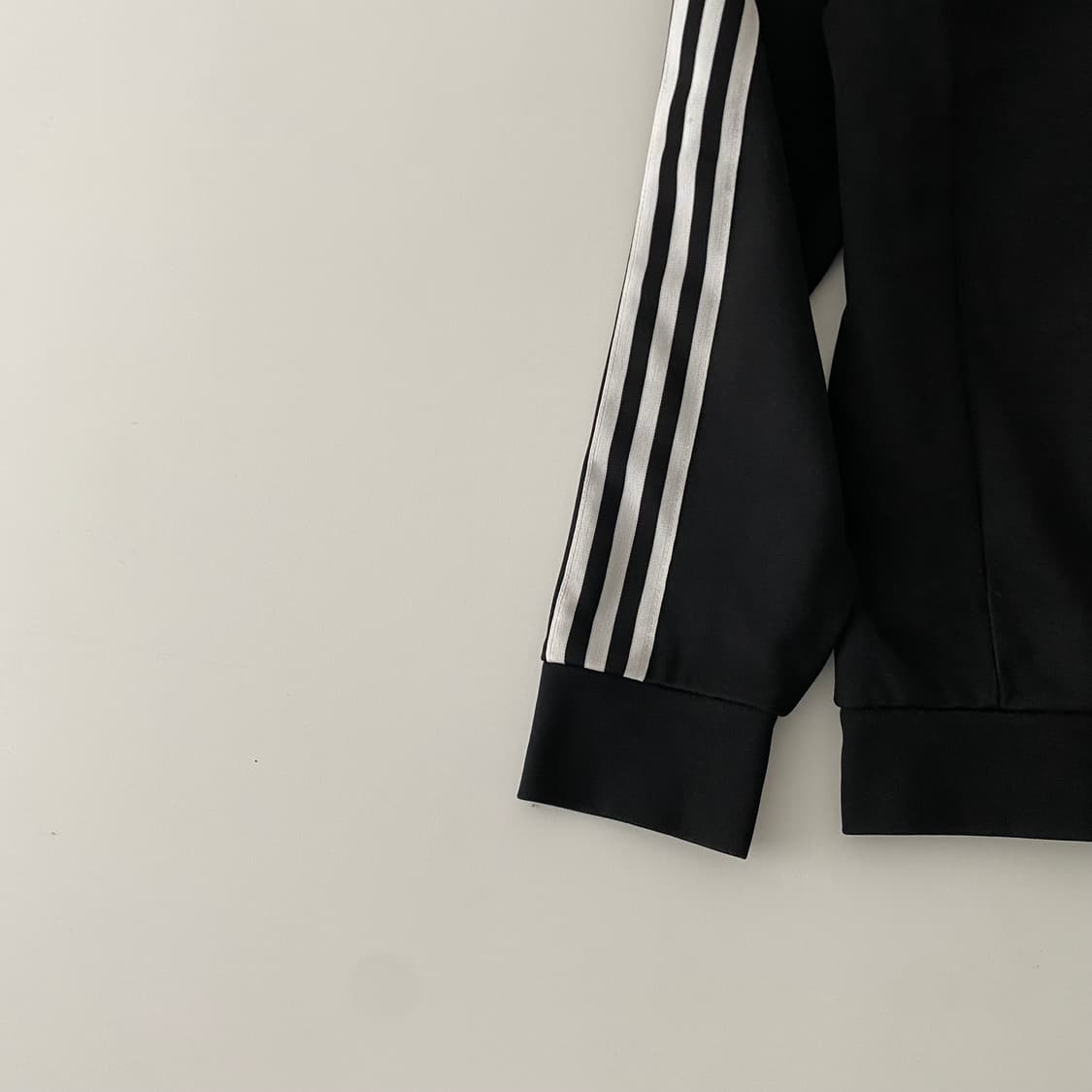 100) 아디다스유로파져지 A2201 상품이미지5