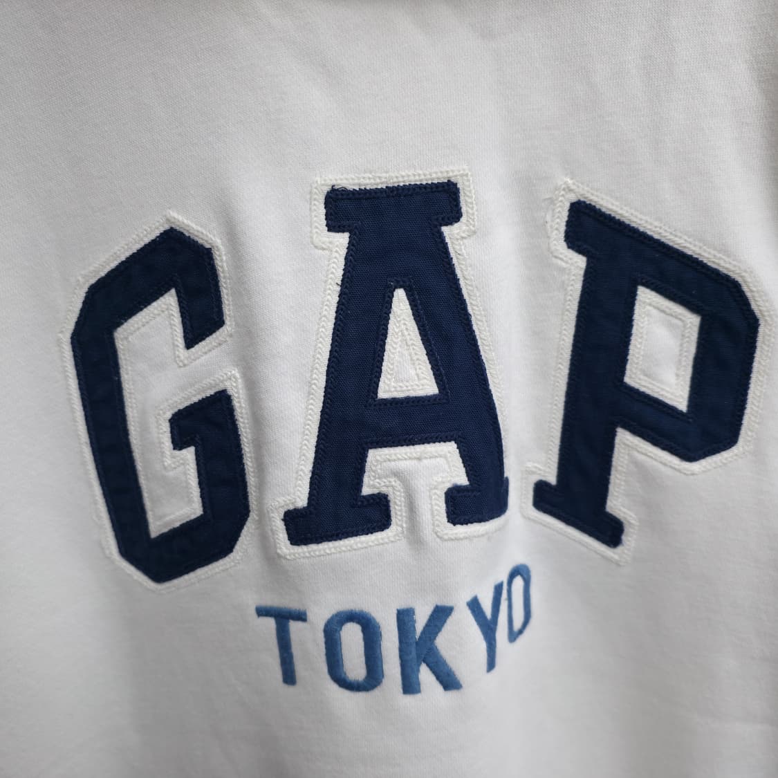 [L] GAP 갭 TOKYO 화이트 후드티 상품이미지4