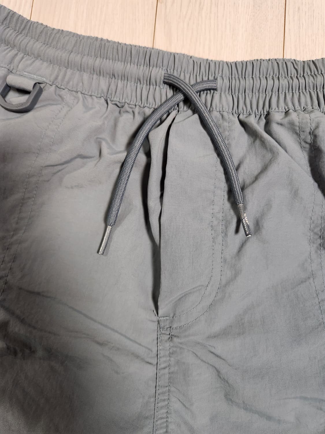 새상품급) 코드그라피 블루 밴딩 반바지 사이즈m

여러 중고사이트에도 같 상품이미지4