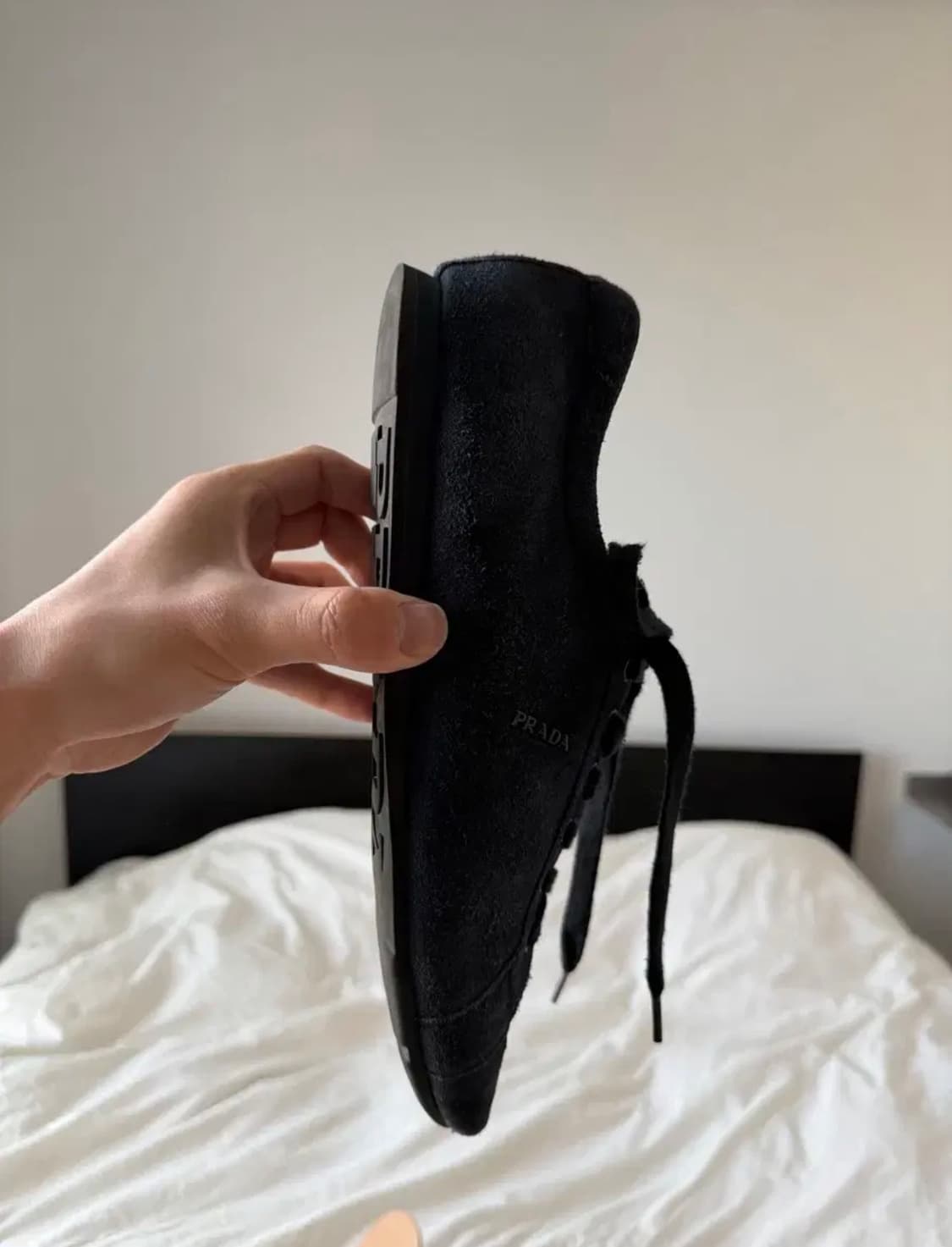 프라다 스웨이드 스니커즈 운동화 295 300 상품이미지5