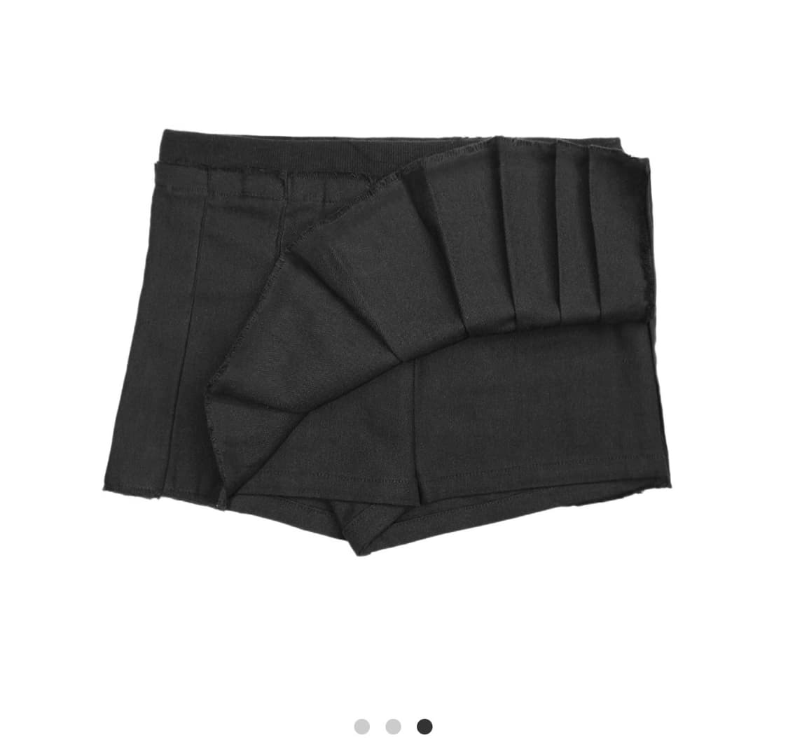 Bonnae star rivet pleated skot black 상품이미지2