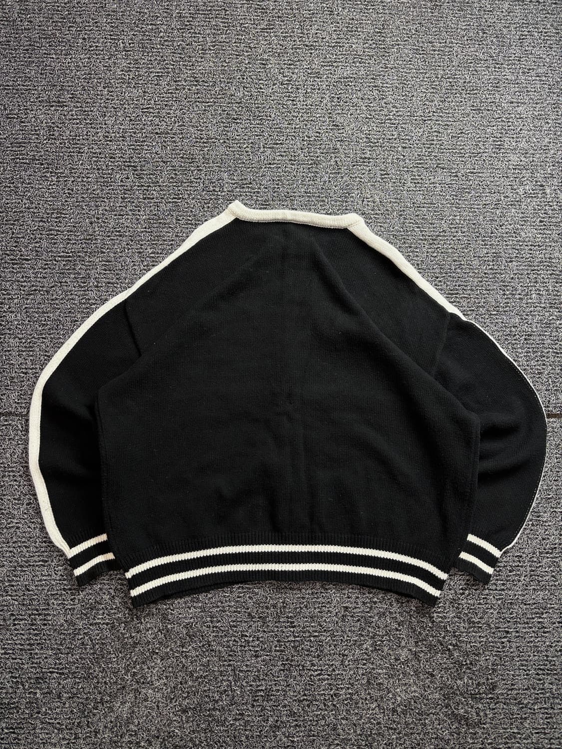 엑스톤즈 XTKO40 스포티 라운드 니트 집업 2413 상품이미지4