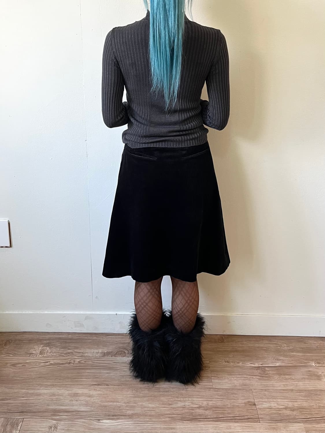 MARGARET HOWELL 블랙 골덴 스커트 상품이미지9