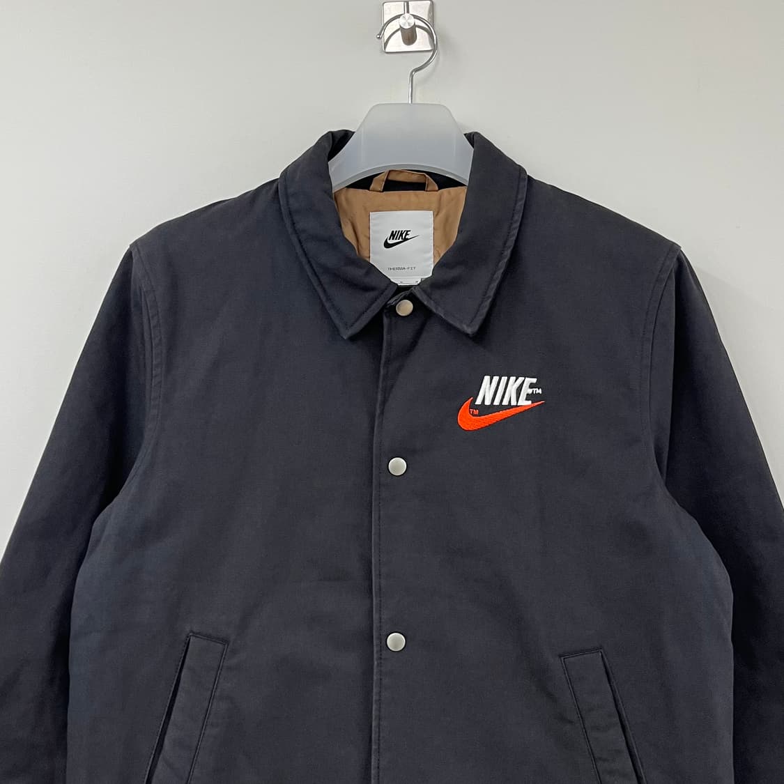 나이키 NSW 자수로고 누빔안감 블랙 코치 자켓 상품이미지4