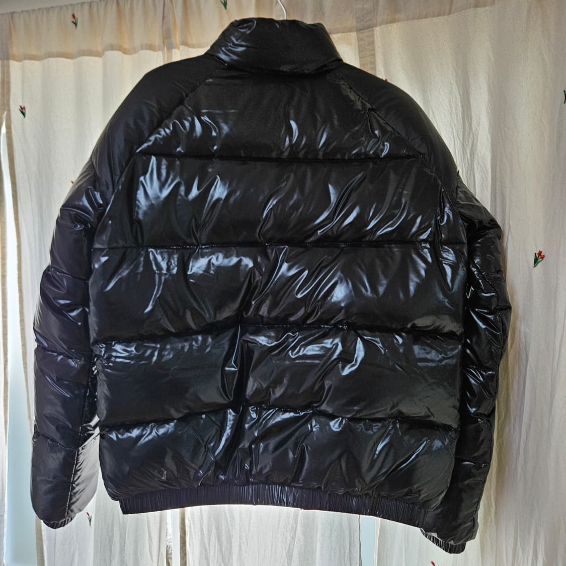 피레넥스 pyrenex 25fw 빈티지 미틱 패딩 블랙 M사이즈 상품이미지3