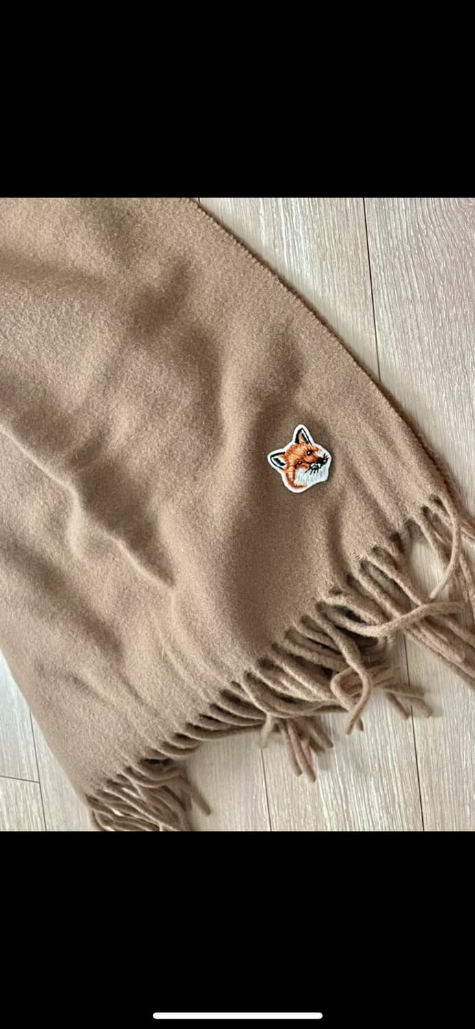 메종키츠네 23ss 머플러 상품이미지1