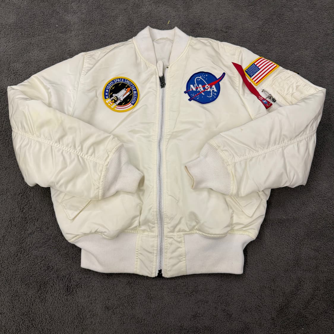 [ 정품/M ] 알파인더스트리 나사 플라이트 ma-1 리버시블 항공점퍼 상품이미지4