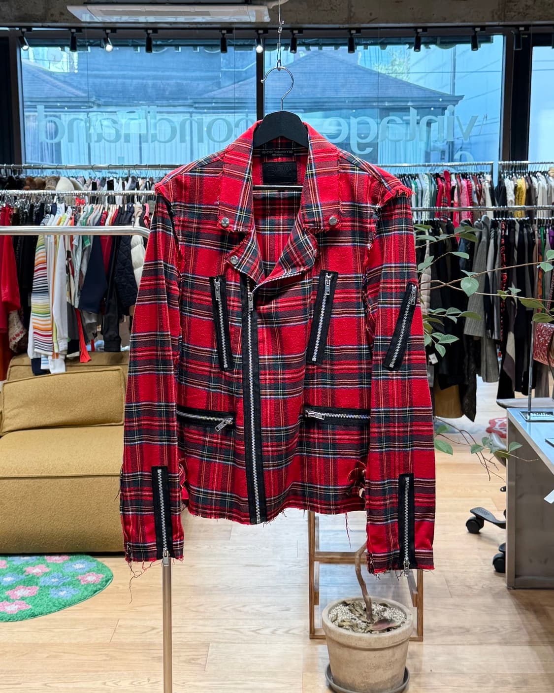 나인티나인퍼센트이즈 레드 체크 바이커 자켓  상품이미지1