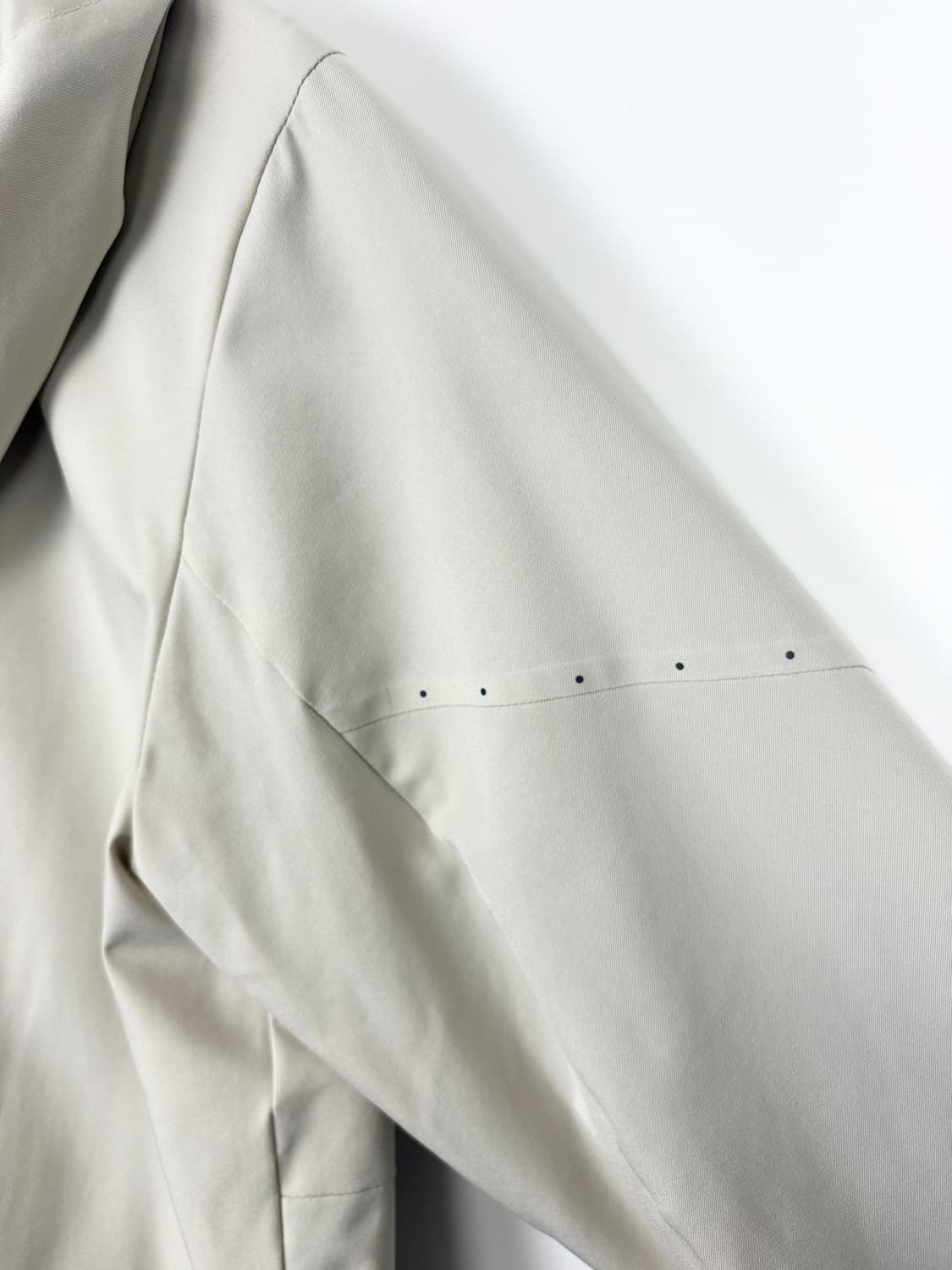 에디바우어 여성 방수 방풍 자켓 상품이미지3