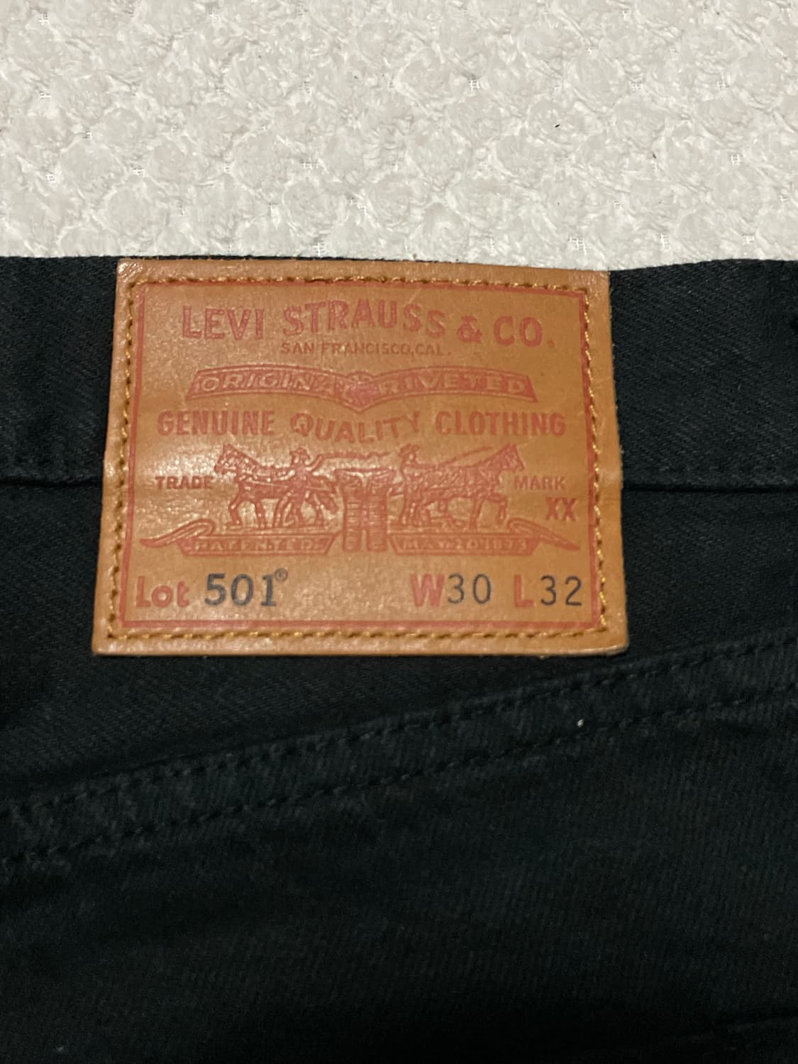 [30X32] 리바이스 501 오리지널 핏 프리미엄 빅E 데님 흑청 상품이미지8