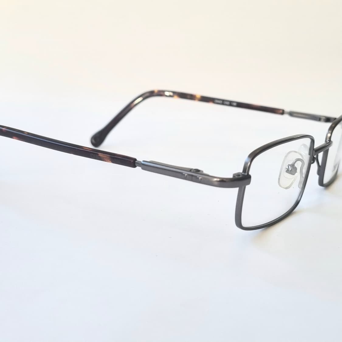 데드스탁 Chevignon 미니멀 사각 안경테   519 상품이미지7