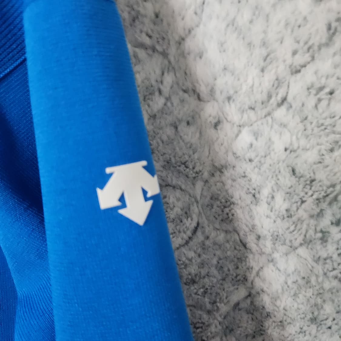 J54 [105] 데상트 슬림 트레이닝 티셔츠 상품이미지2