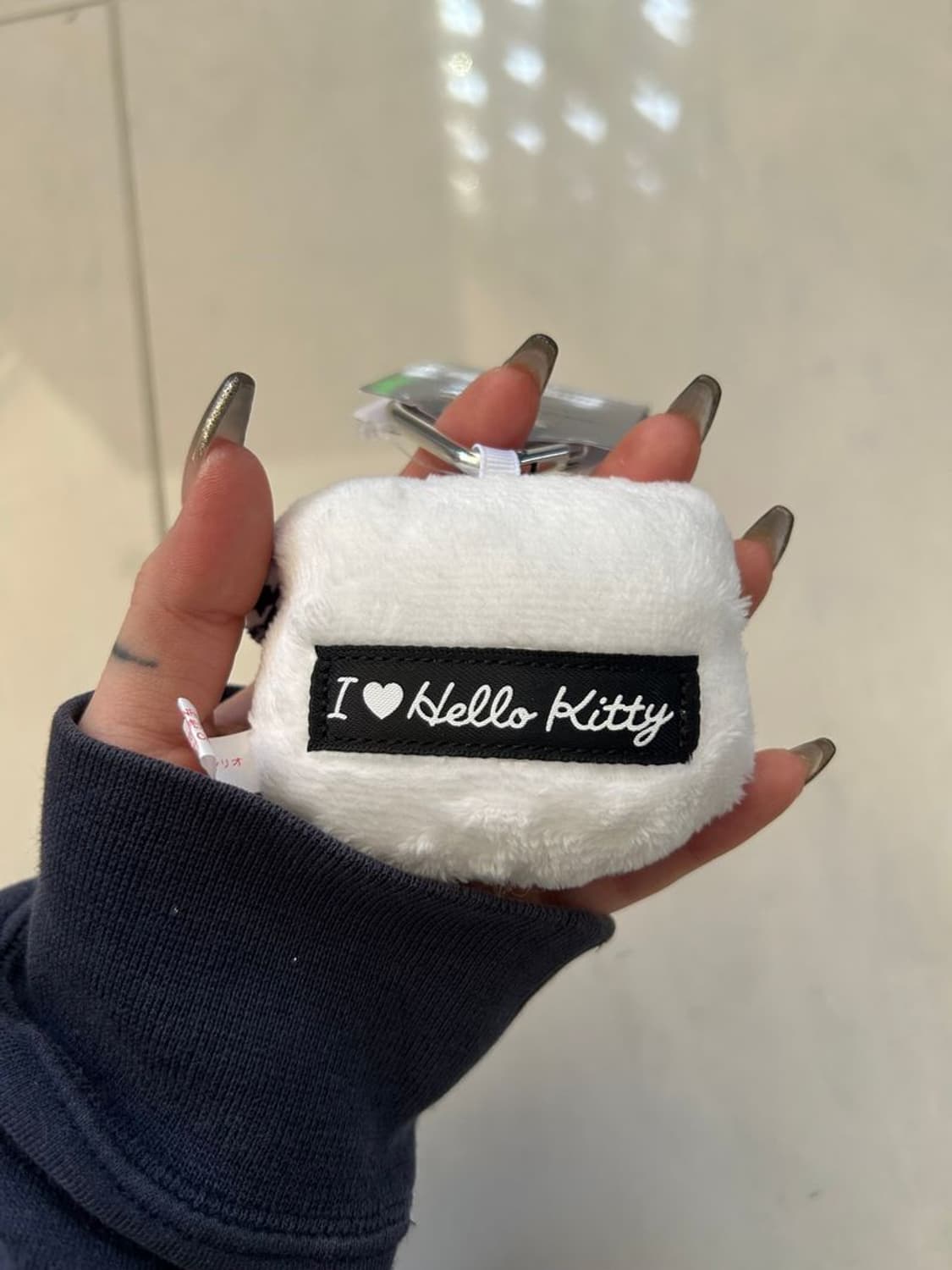 HELLO KITTY KEYCHAIN 헬로 키티 키체인 상품이미지2