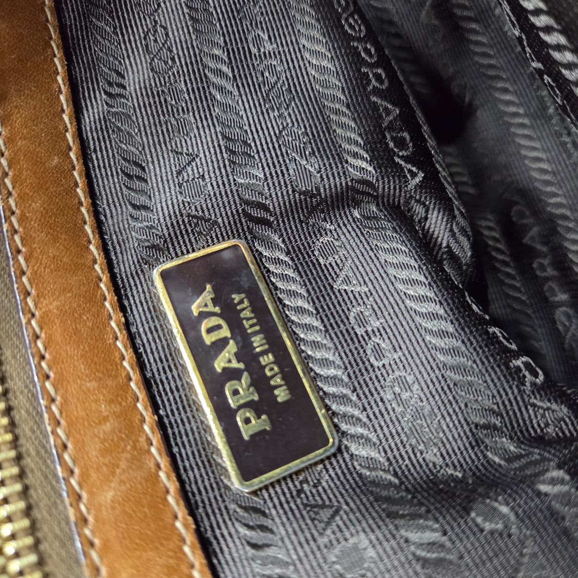 프라다 테수토 숄더백 상품이미지7