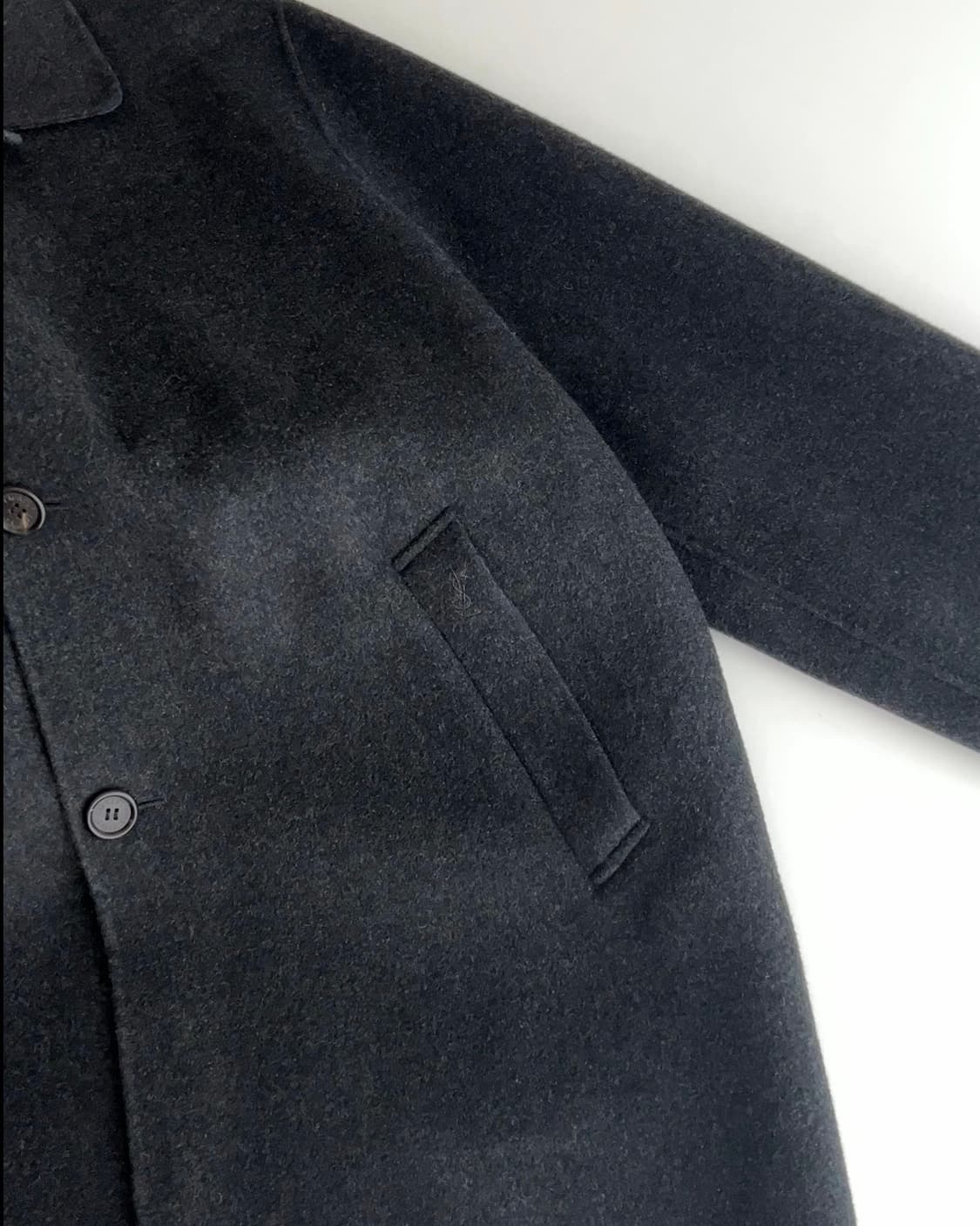 입생로랑 내피 포함 캐시미어 혼방 울 자켓 105 상품이미지3