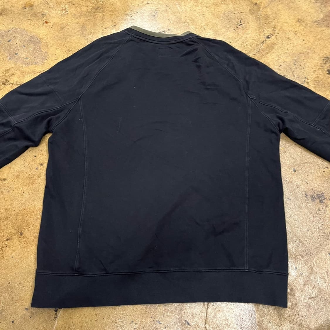 [정품/XL] CP컴퍼니 사선 지퍼 디테일 맨투맨 b14 상품이미지4