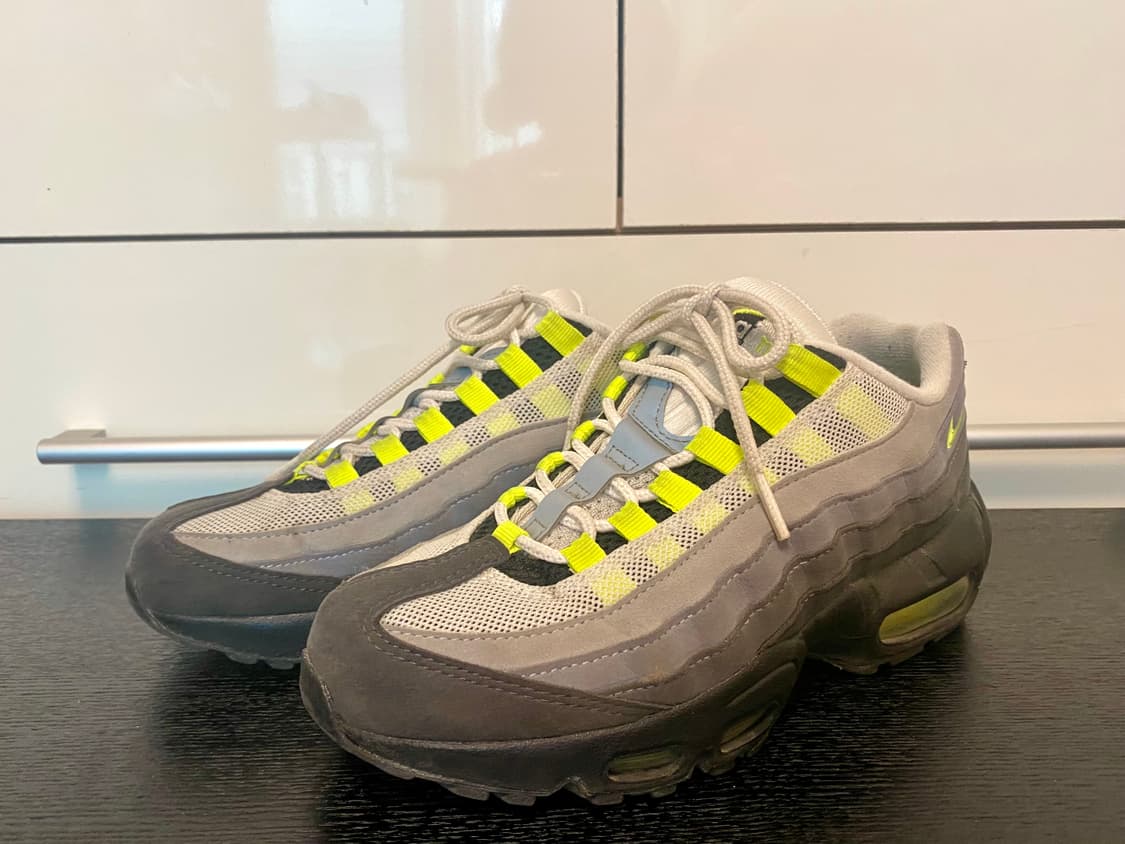 나이키 에어맥스 95 네온 240mm 상품이미지5