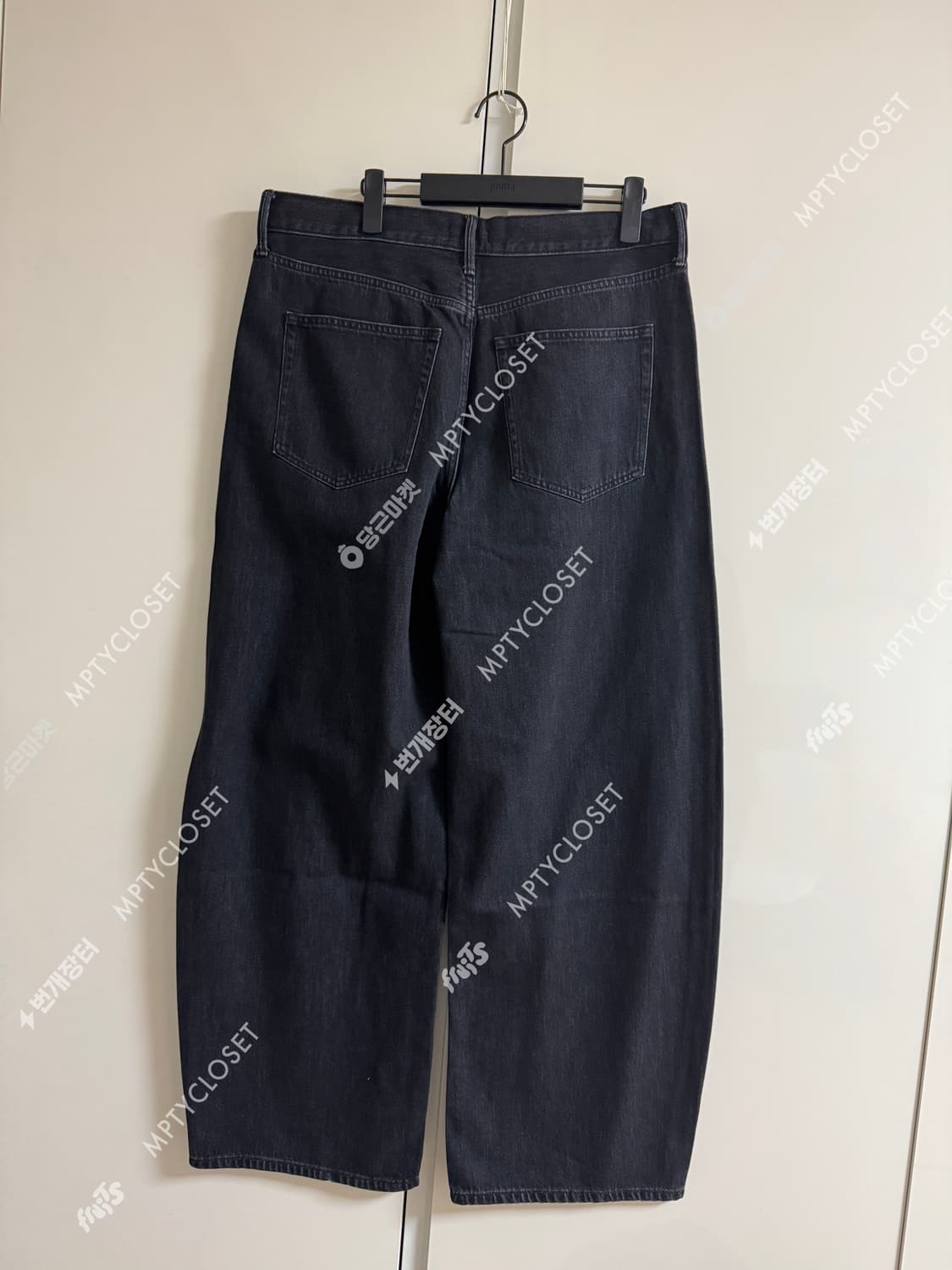 [30] 유니클로 배기커브진 08dark grey 상품이미지2