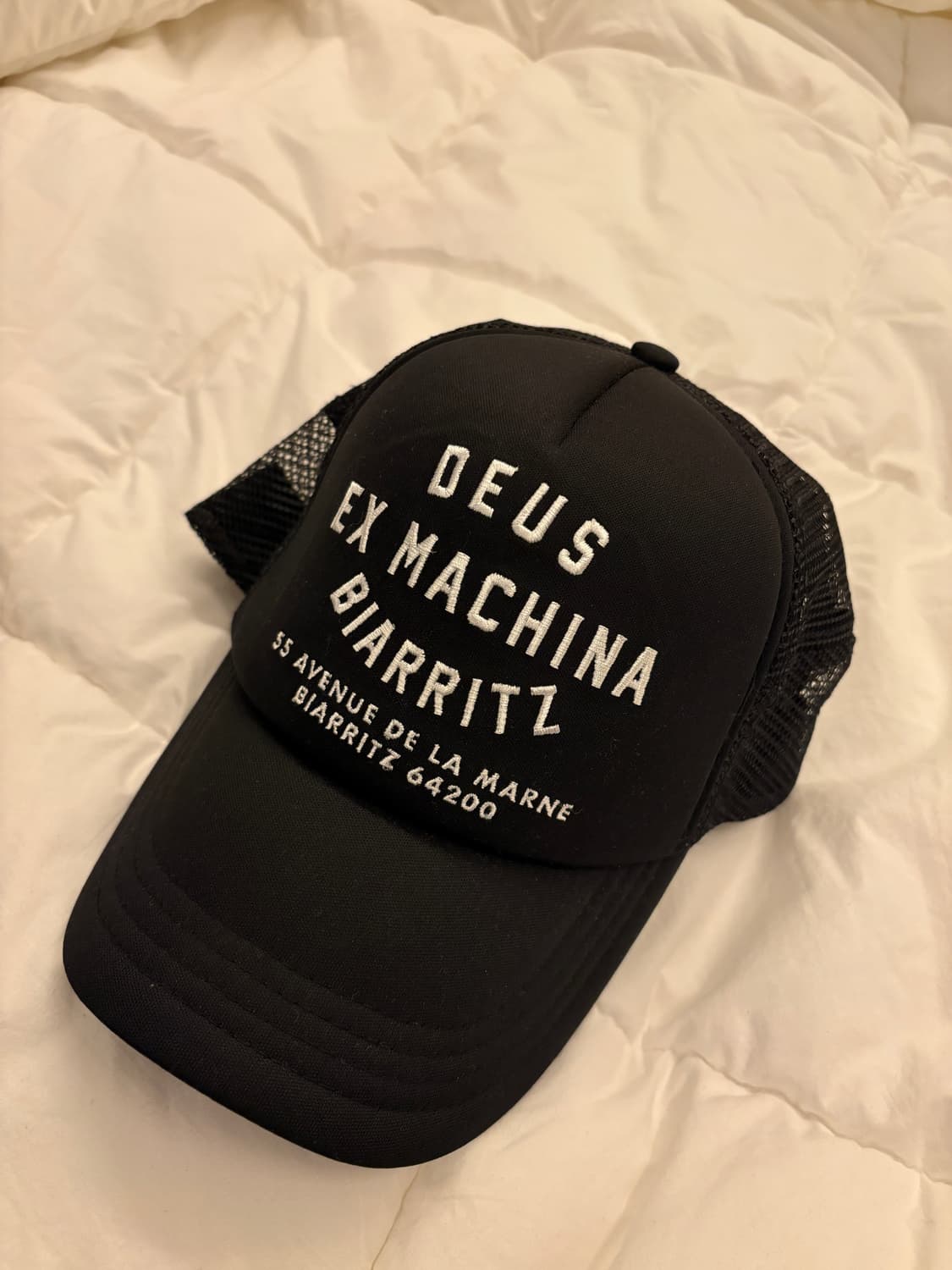 데우스 엑스 마키나 트러커햇 상품이미지1