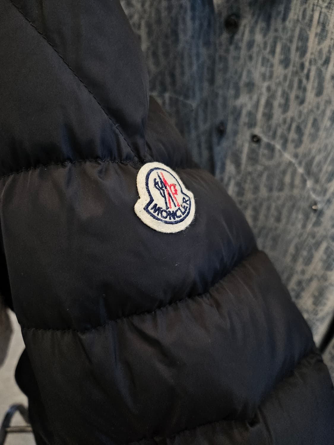 몽클레어 클루니 22fw
2사이즈  상품이미지4