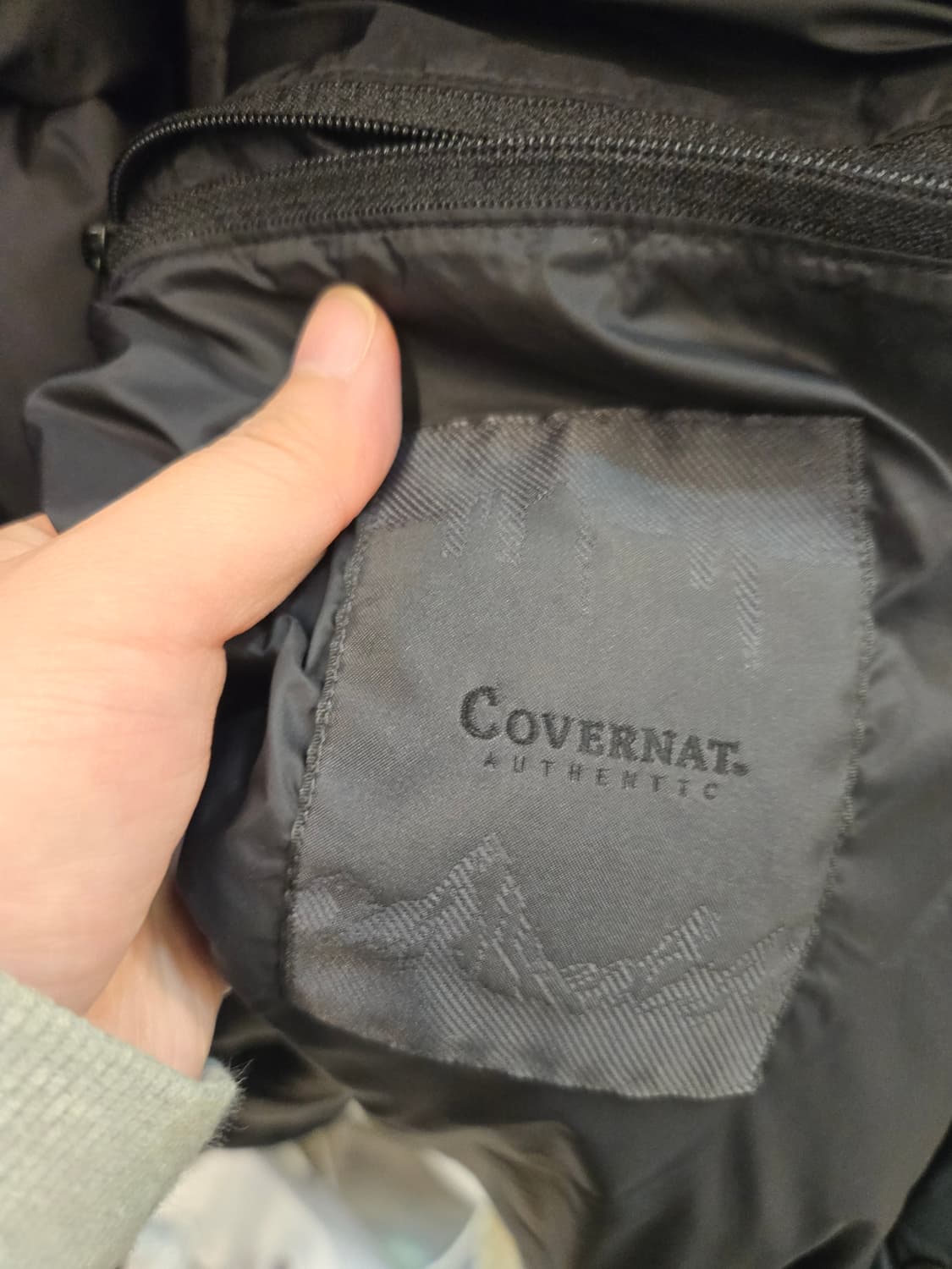 [쿨거환영]커버낫 C 로고 숏 푸퍼 상품이미지7