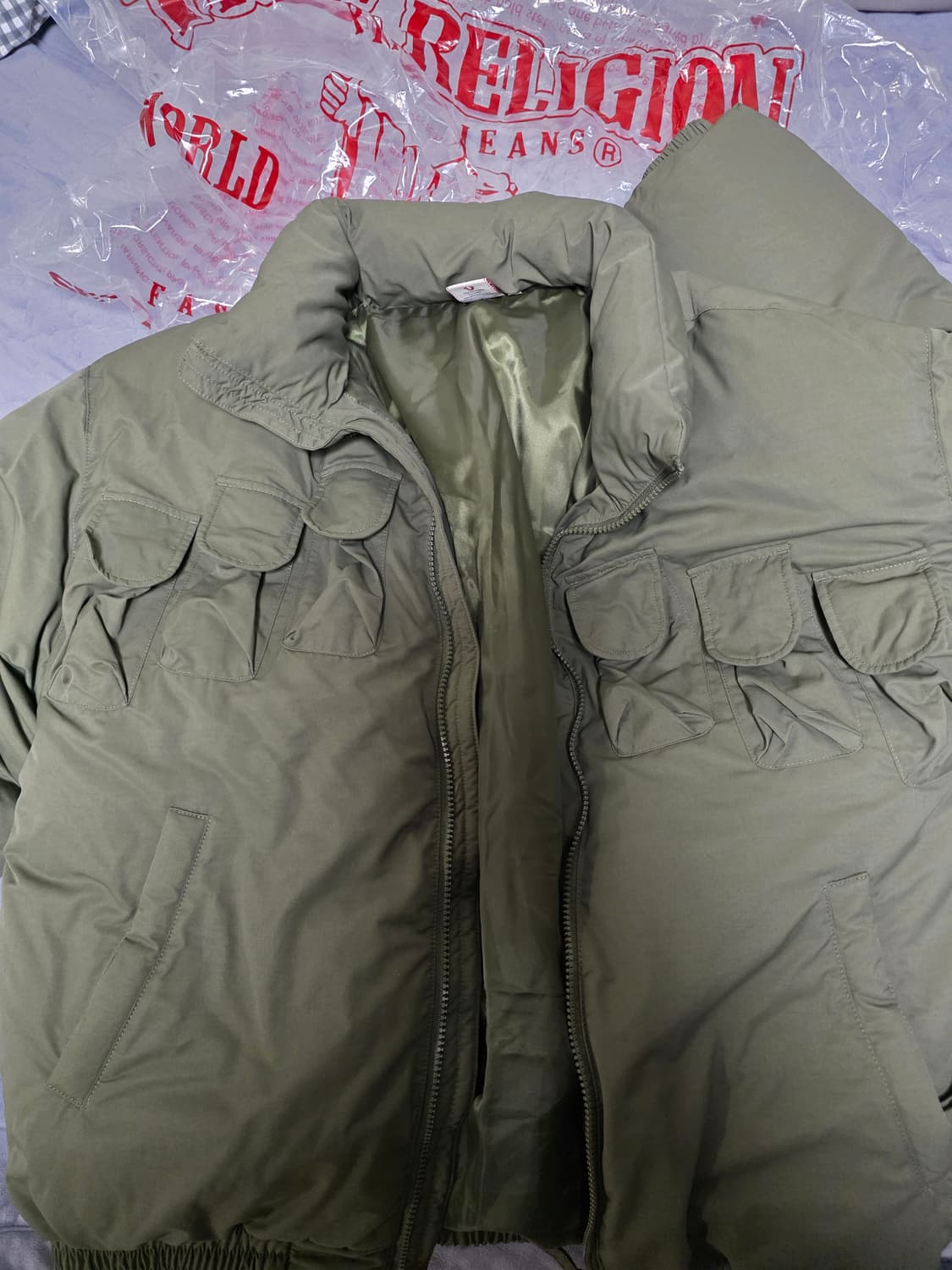 트루릴리젼 불렛 포켓 점퍼 카키 상품이미지1