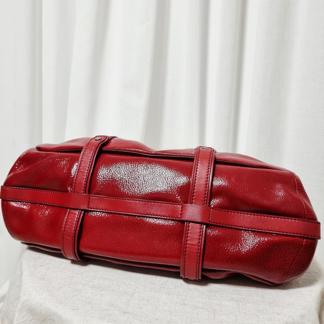 셀린느 레드 에나멜 가죽 토트백 (사이즈 넉넉함) 상태양호 상품이미지6