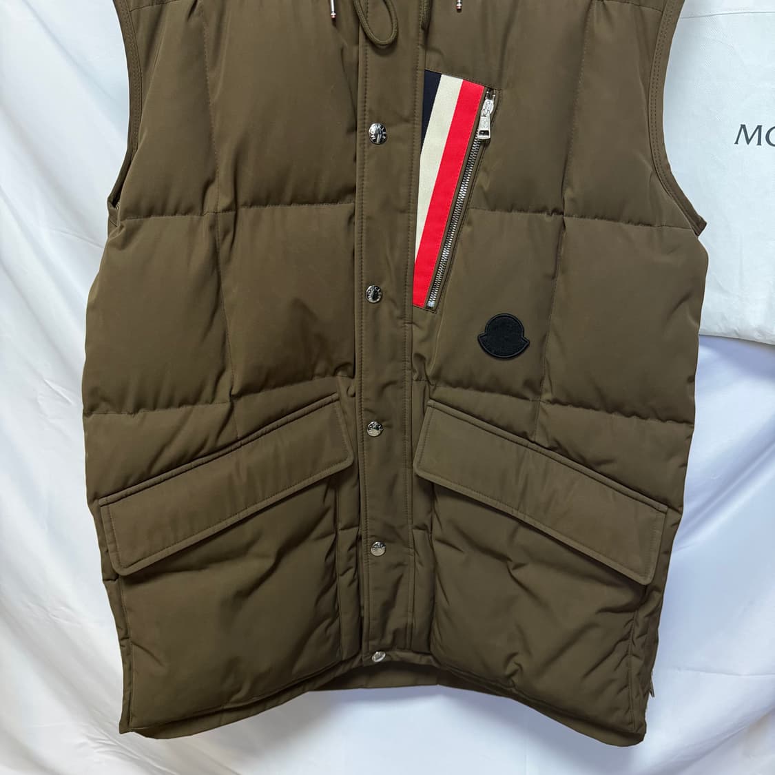 [S급/4] 몽클레어 앙카스 후드 조끼패딩 브라운 상품이미지3