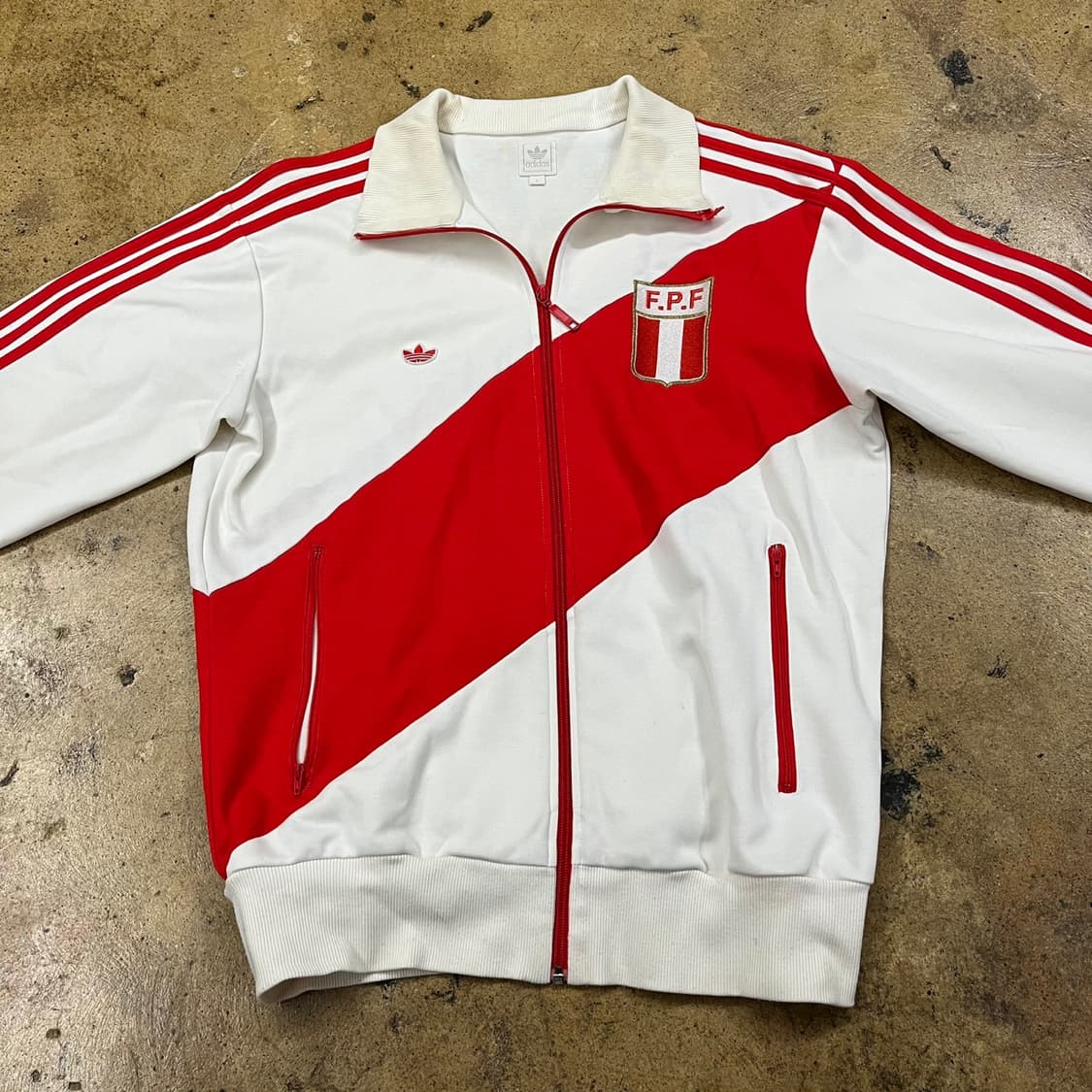 아디다스 페루 흰빨 져지 트랙탑 상품이미지3