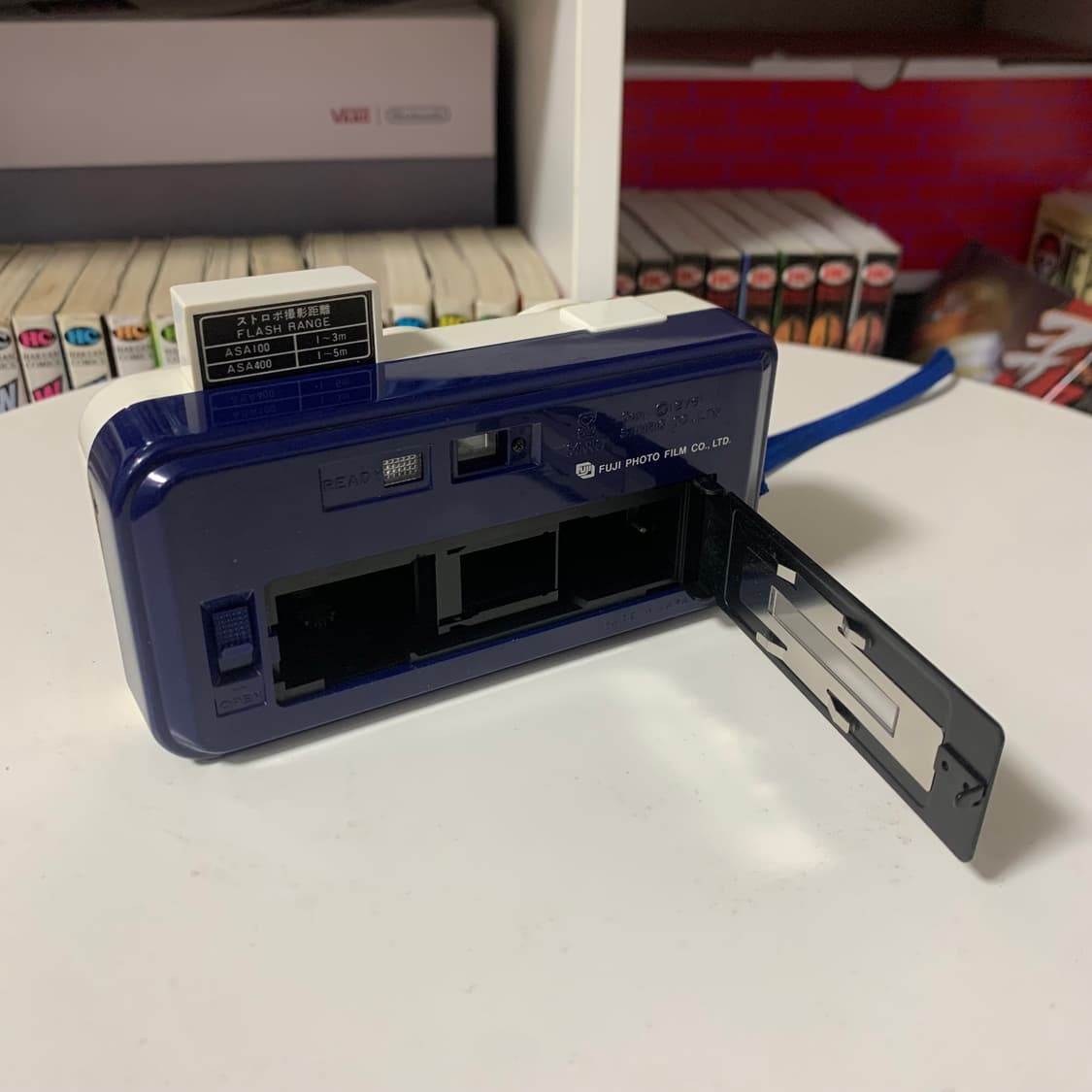 🎀76‘s 헬로키티 필름카메라 (작동X) 상품이미지3