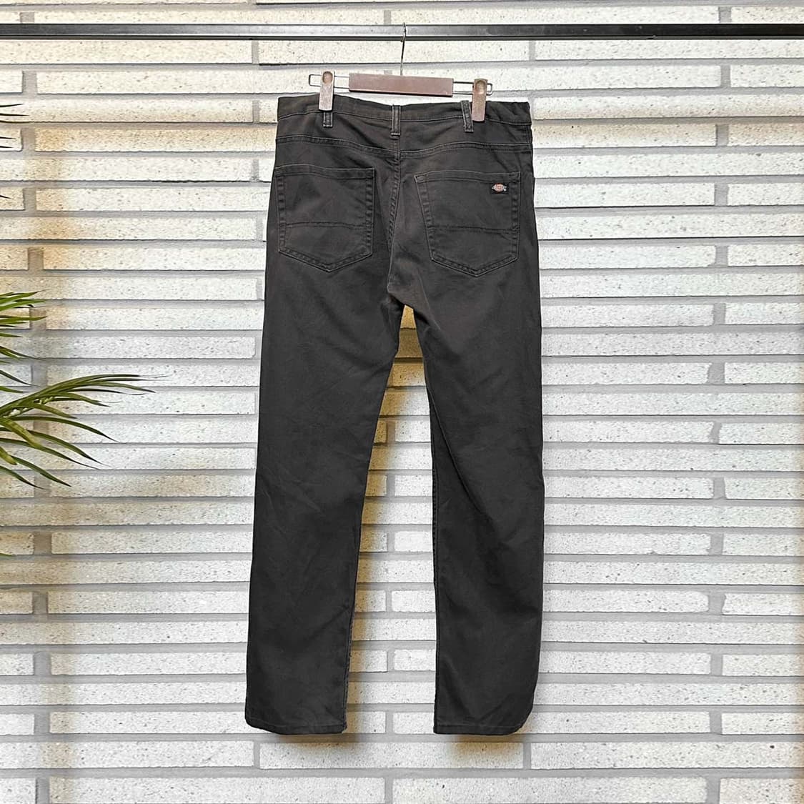 디키즈 워크 카펜터 팬츠 레귤러 핏 디테일 차콜 상품이미지3