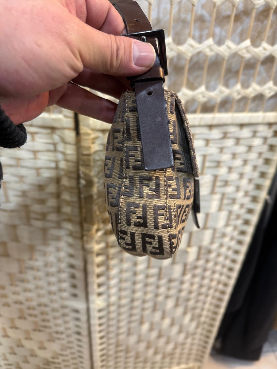 정품 펜디 주카 맘마백 팝니다 상품이미지5