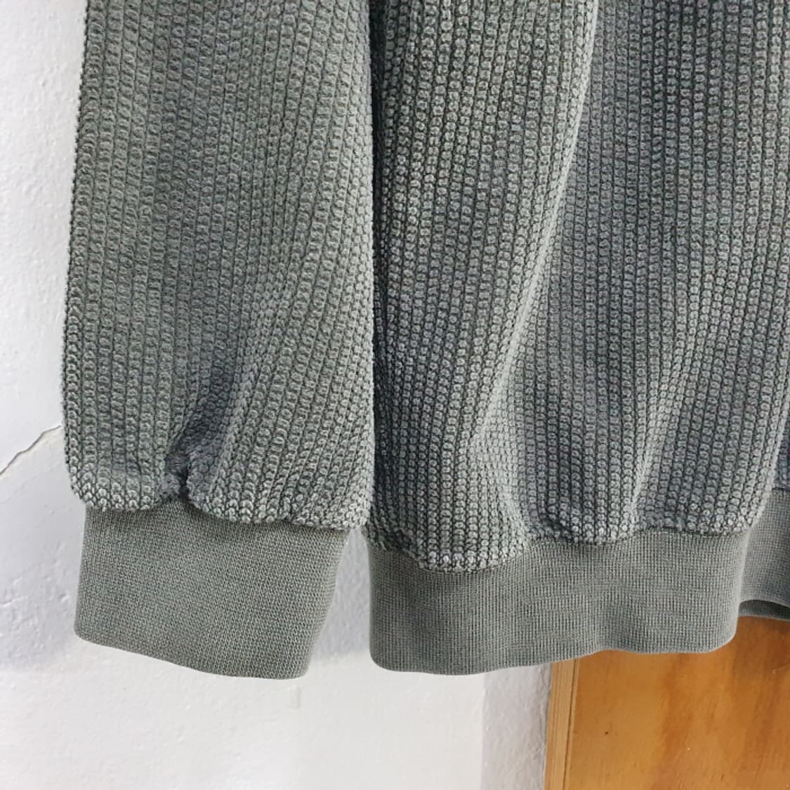 HENDEN 남자 겨울 맨투맨(105) 상품이미지3