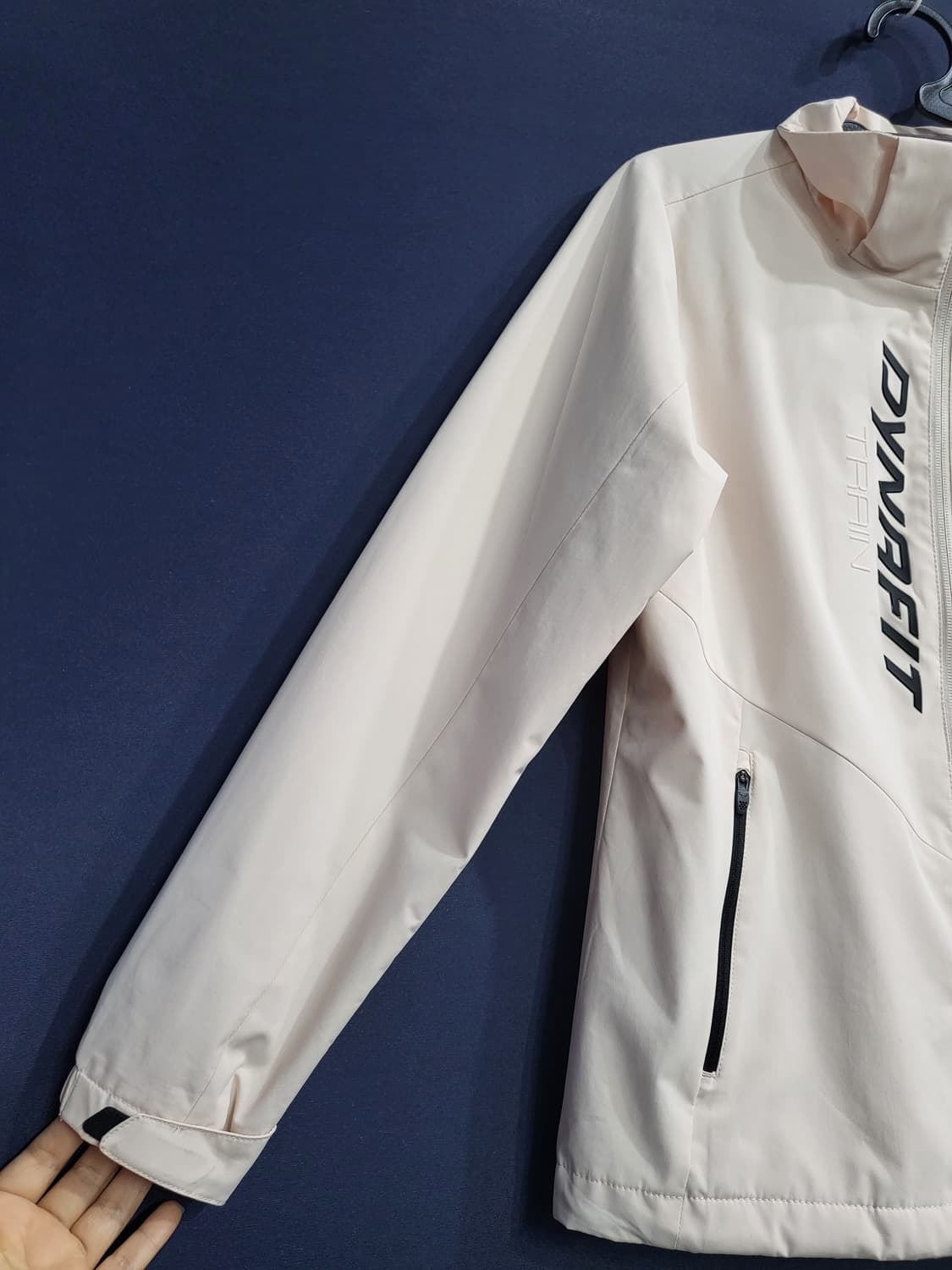 다이나핏 바람막이 자켓 상품이미지3