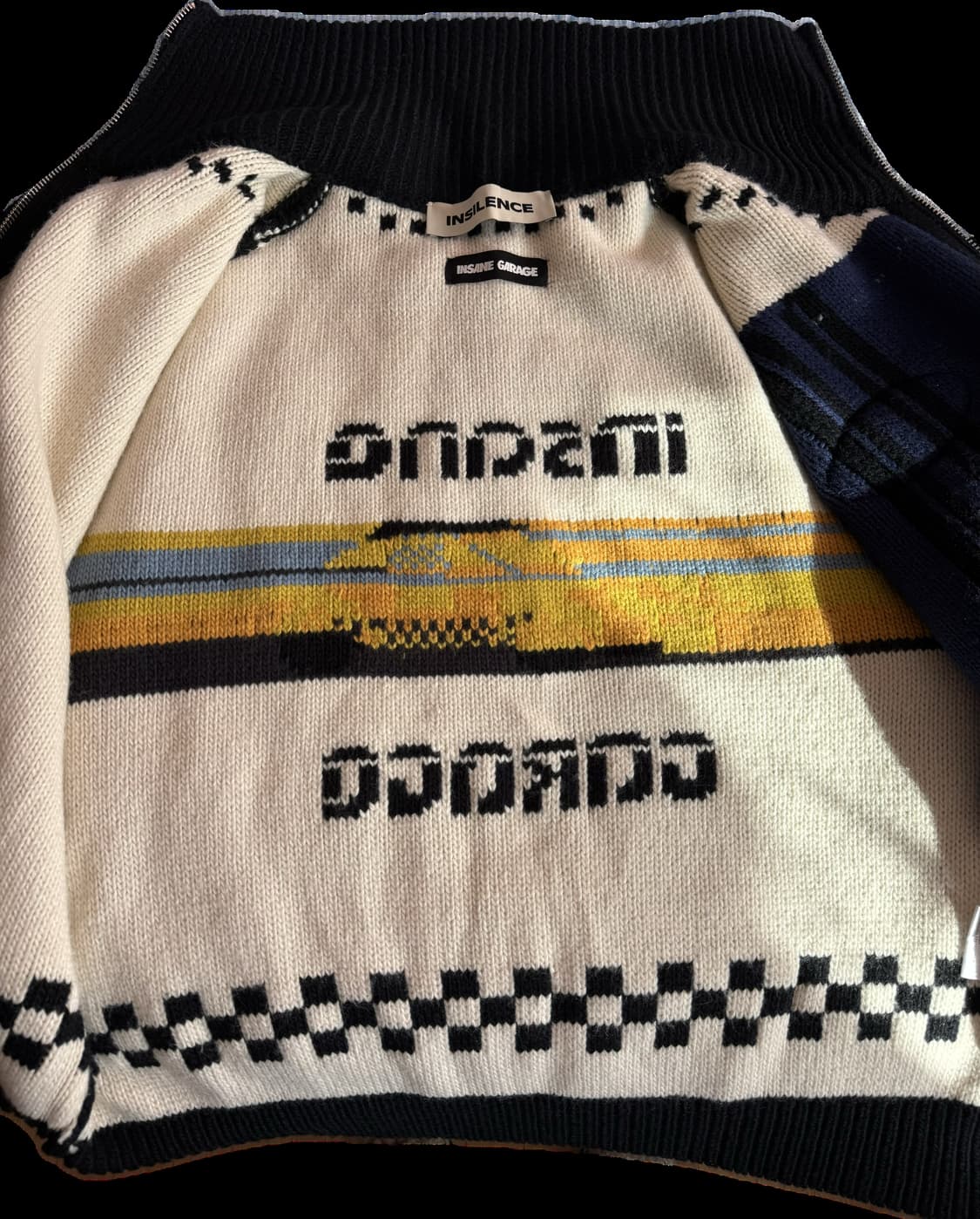 인세인개러지x인사일런스 니트집업 상품이미지5