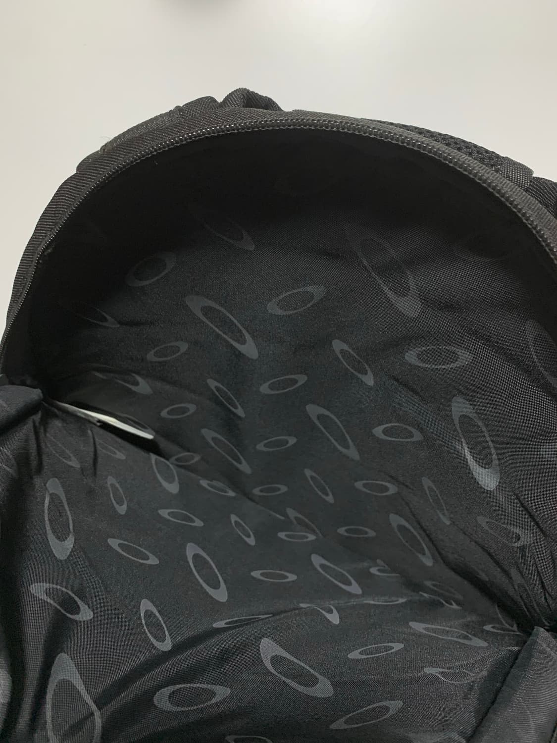 오클리 블랙 백팩 가방 상품이미지3