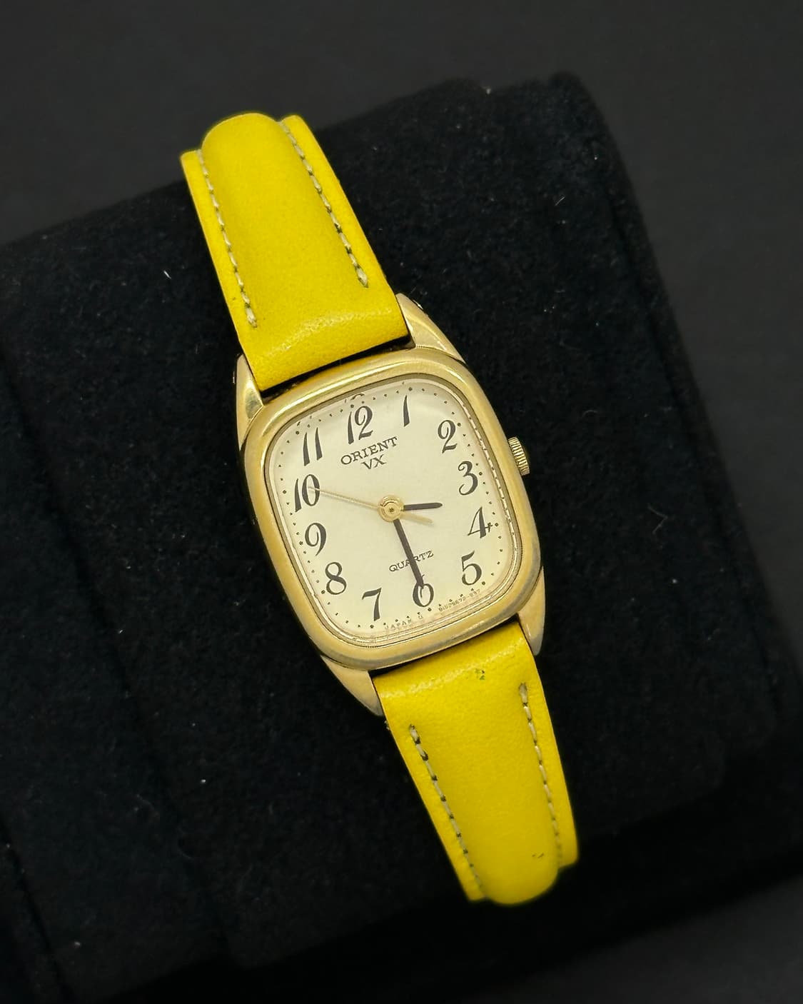 오리엔트 VX 토노 쿼츠 시계 상품이미지1