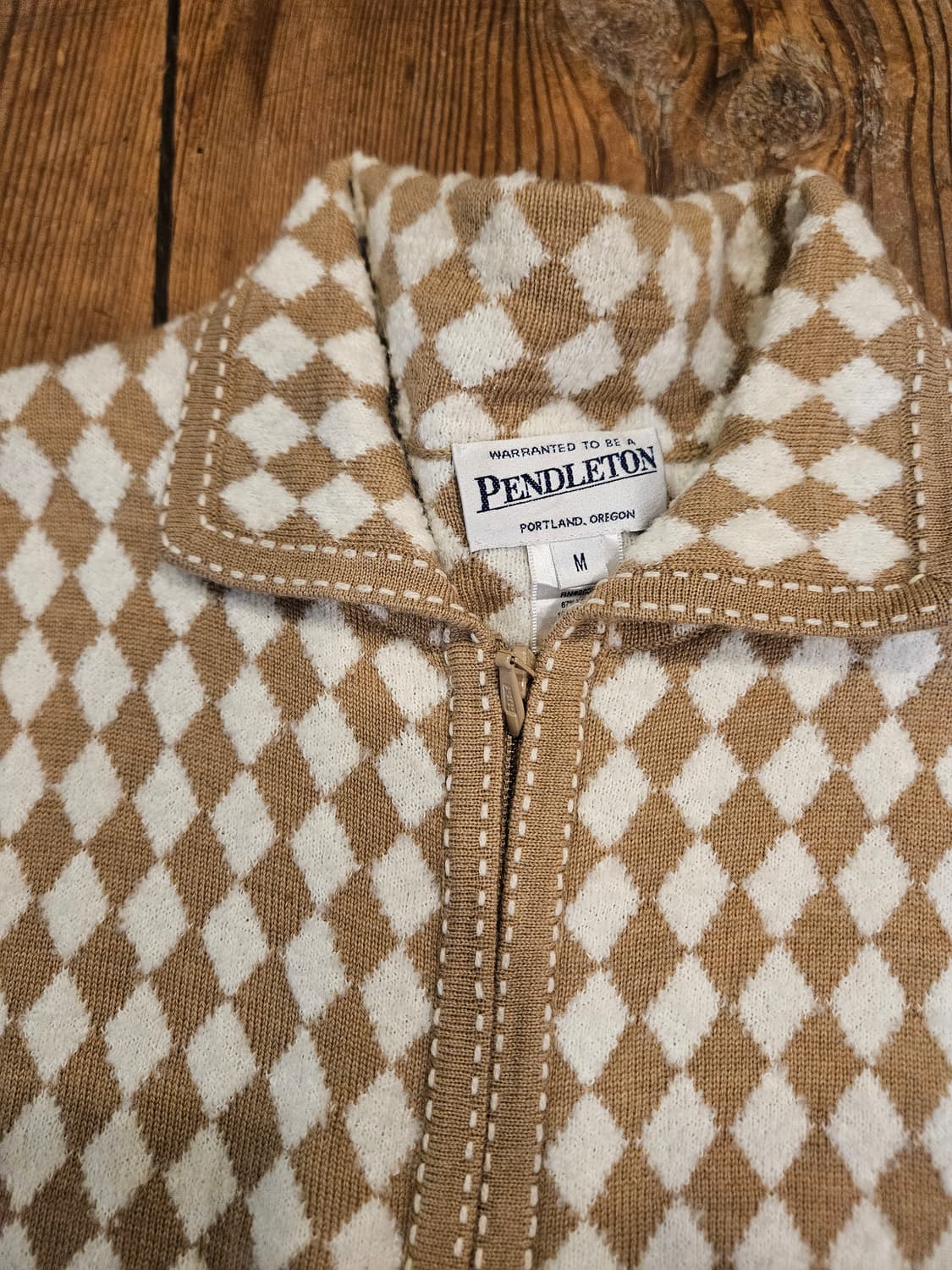 팬들턴 다이아몬드 패턴 니트 가디건 상품이미지3