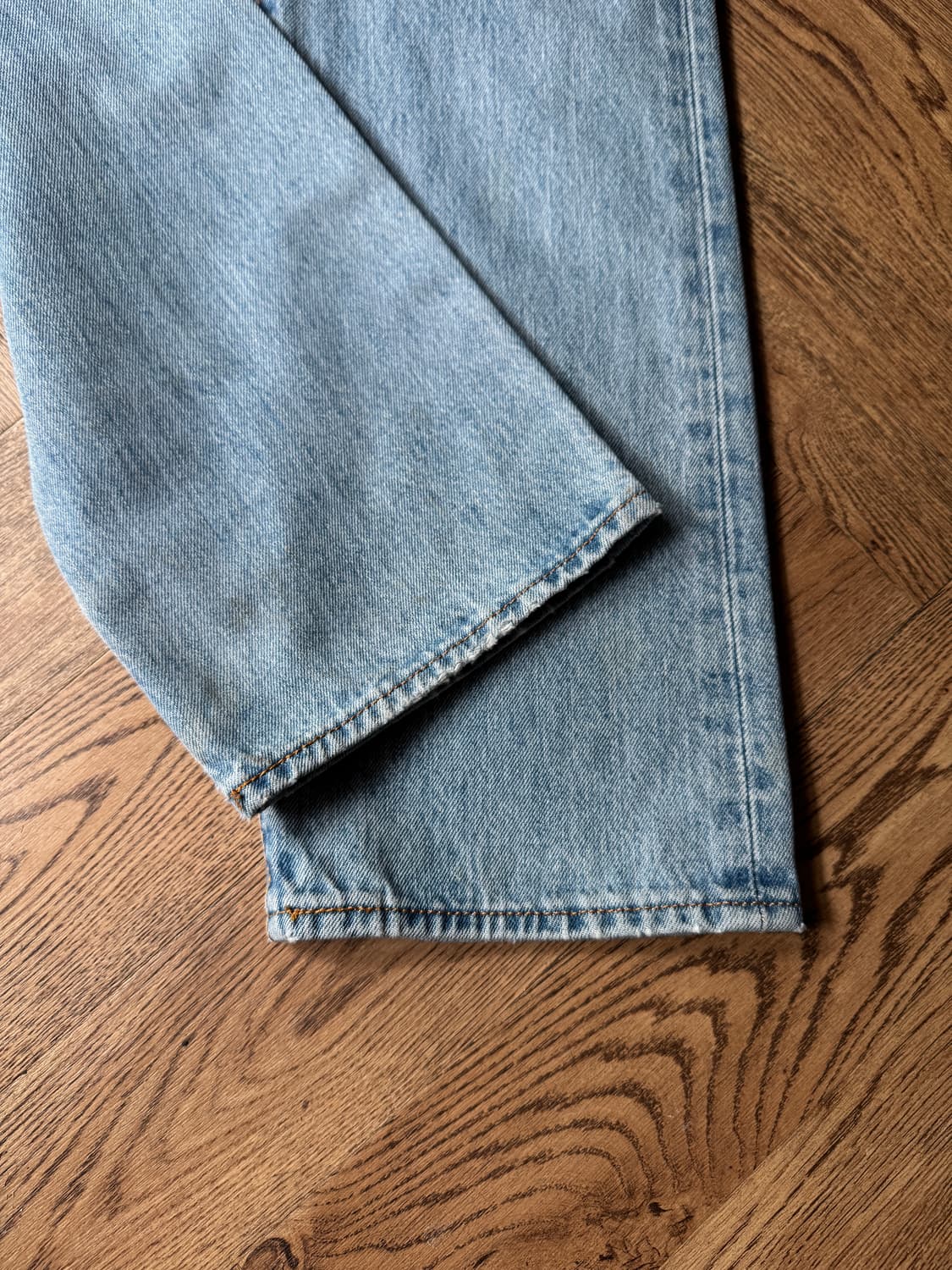 [33]리바이스 501 라이트블루 워싱 스트레이트 데님 팬츠 상품이미지6