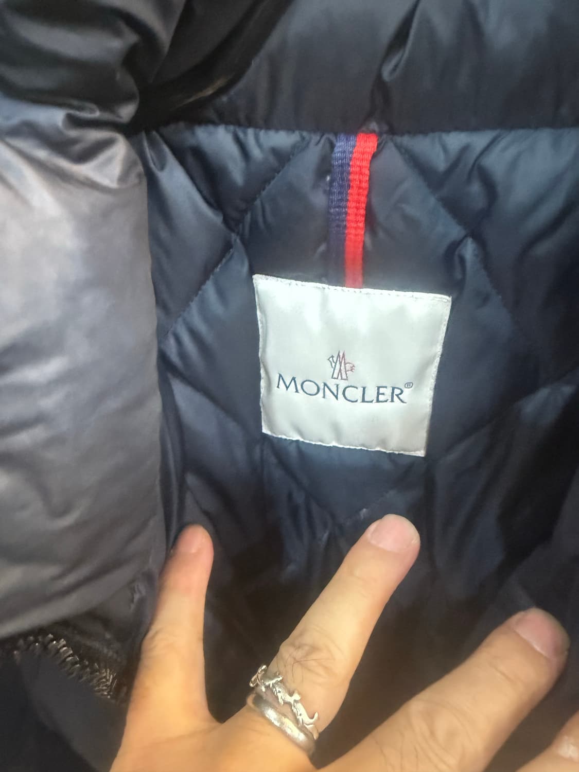 1/55-66 정품 몽클레어 퀄팅 롱패딩 팝니다 상품이미지3