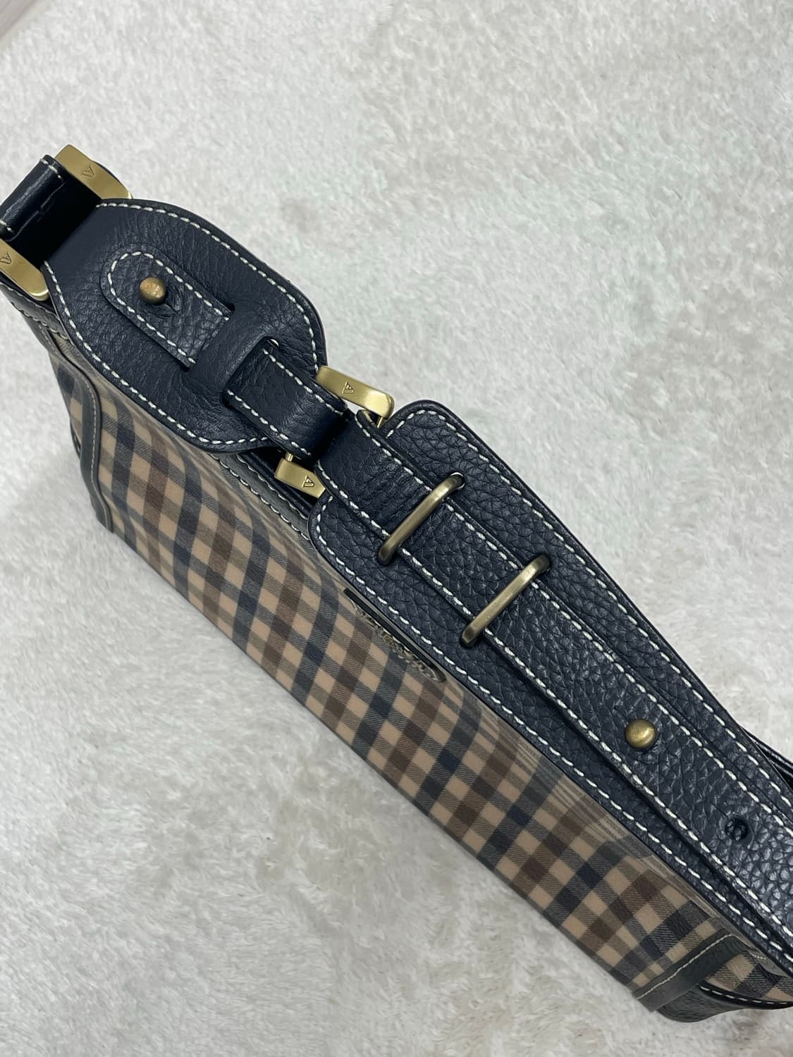 📍아쿠아스큐텀 토트백 상품이미지3