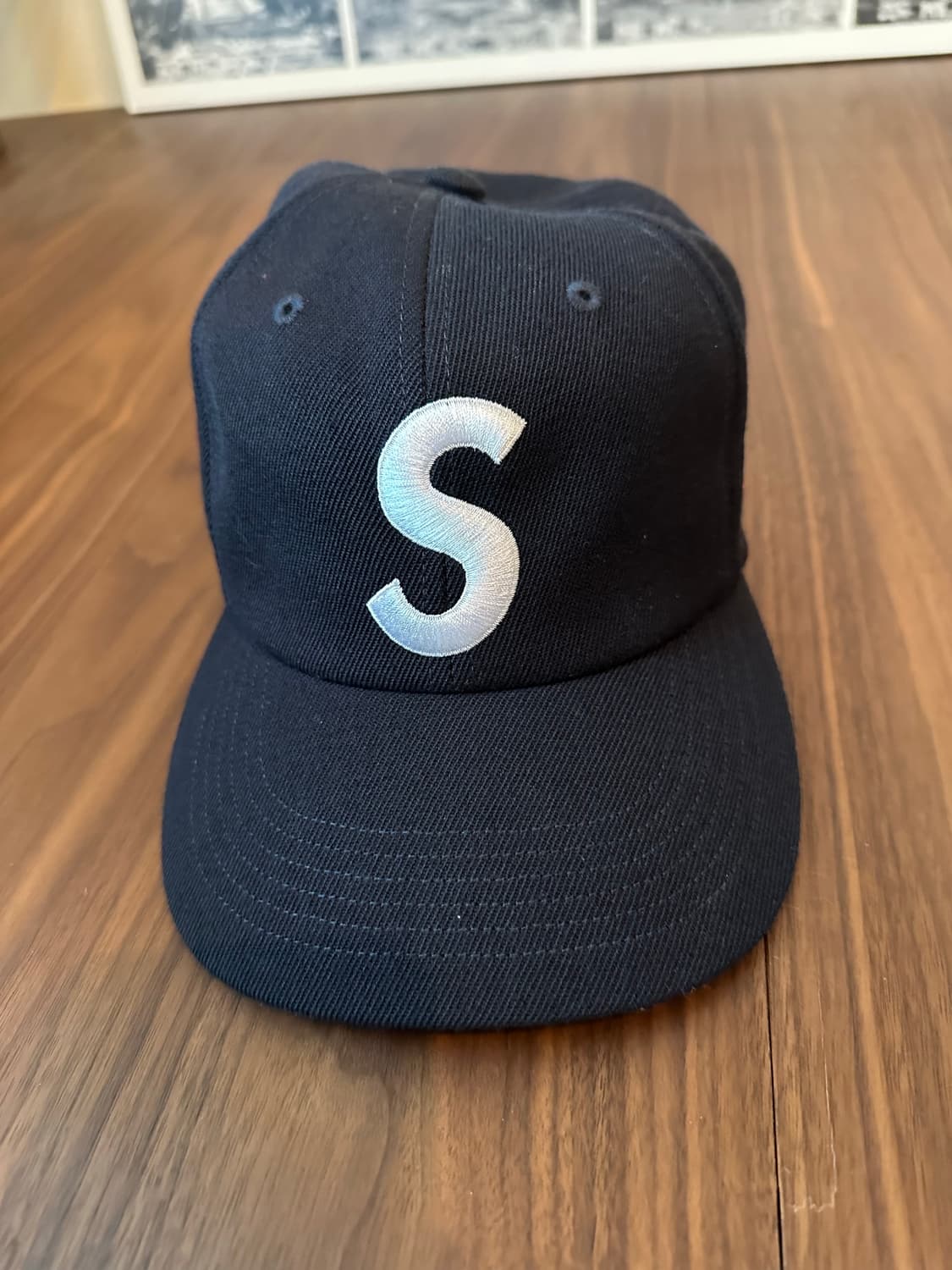 슈프림 월드 페이머스 S 로고 6-패널 네이비 - 25SS  상품이미지5