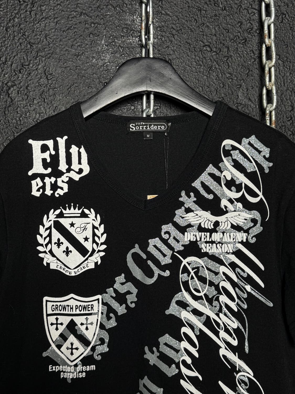 Gothic Graphic V-neck T-shirt 상품이미지2