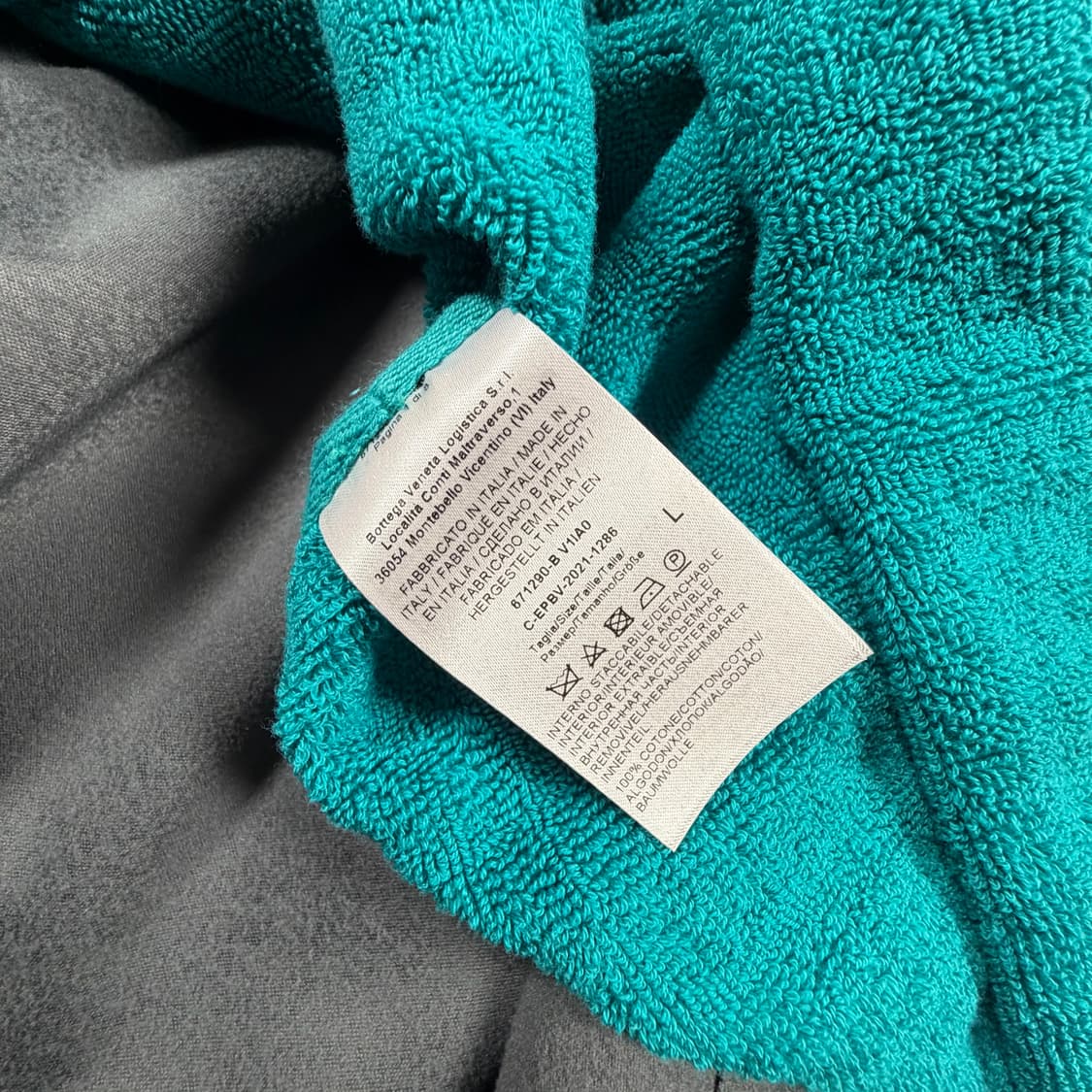 보테가 베네타 글로시 후드 집업 자켓 상품이미지8