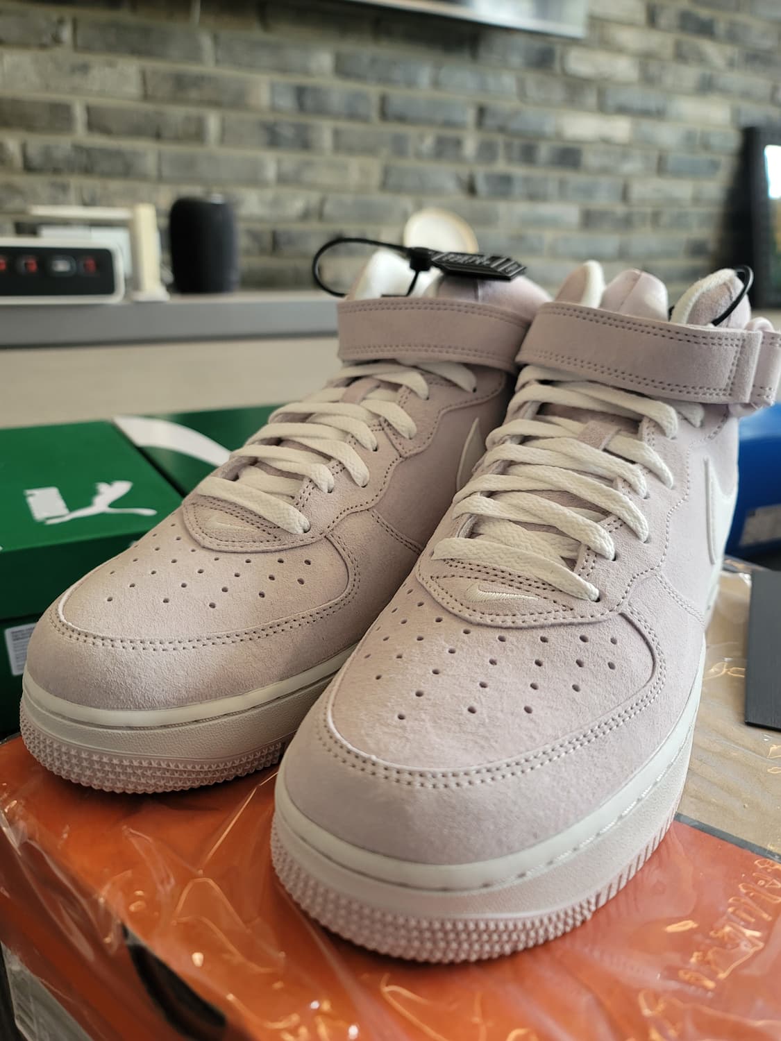 나이키 새상품 에어포스 미드 275 상품이미지3